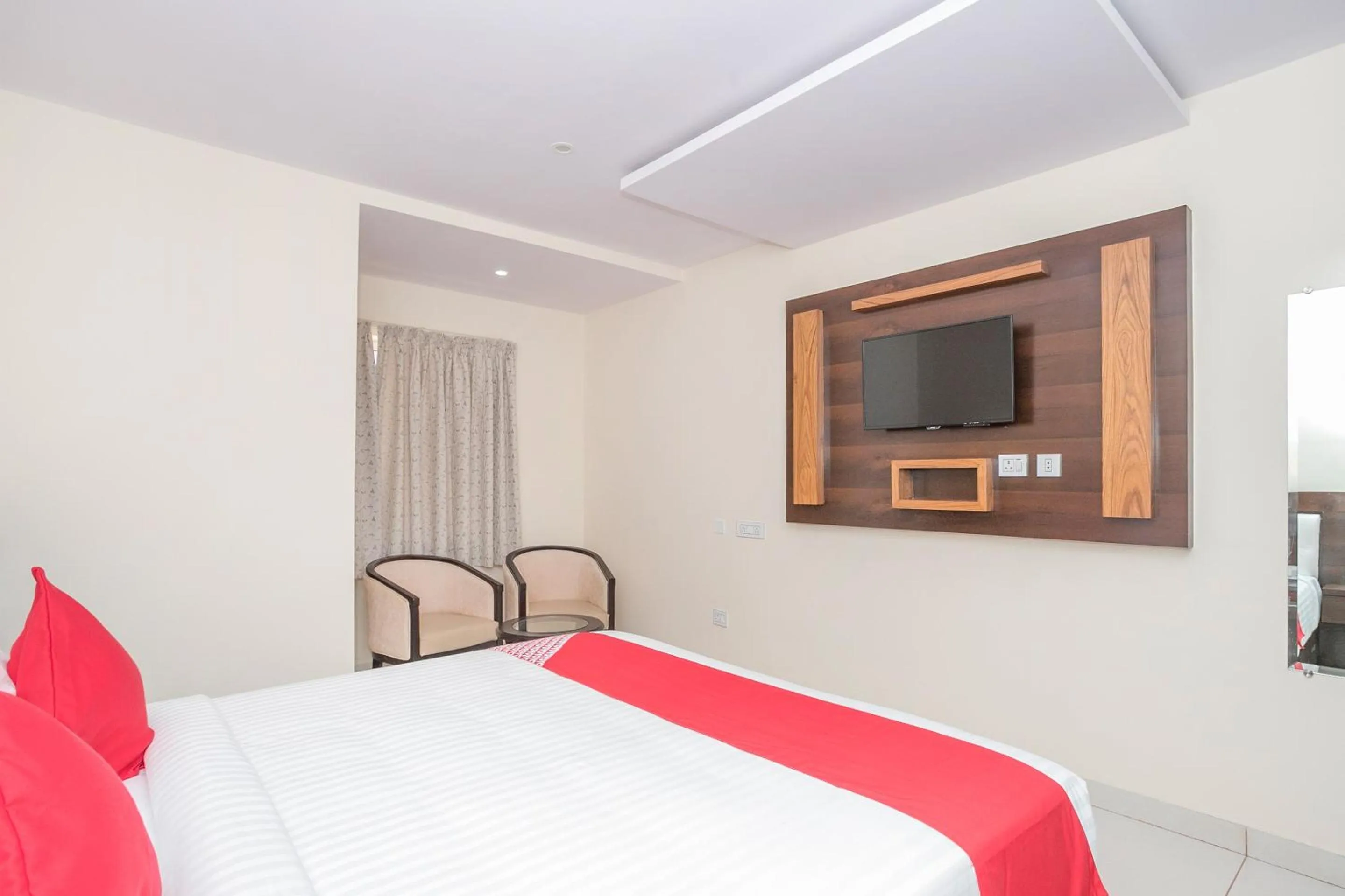 Bedroom, Bed in Super Hotel O Ivy Dew Drops