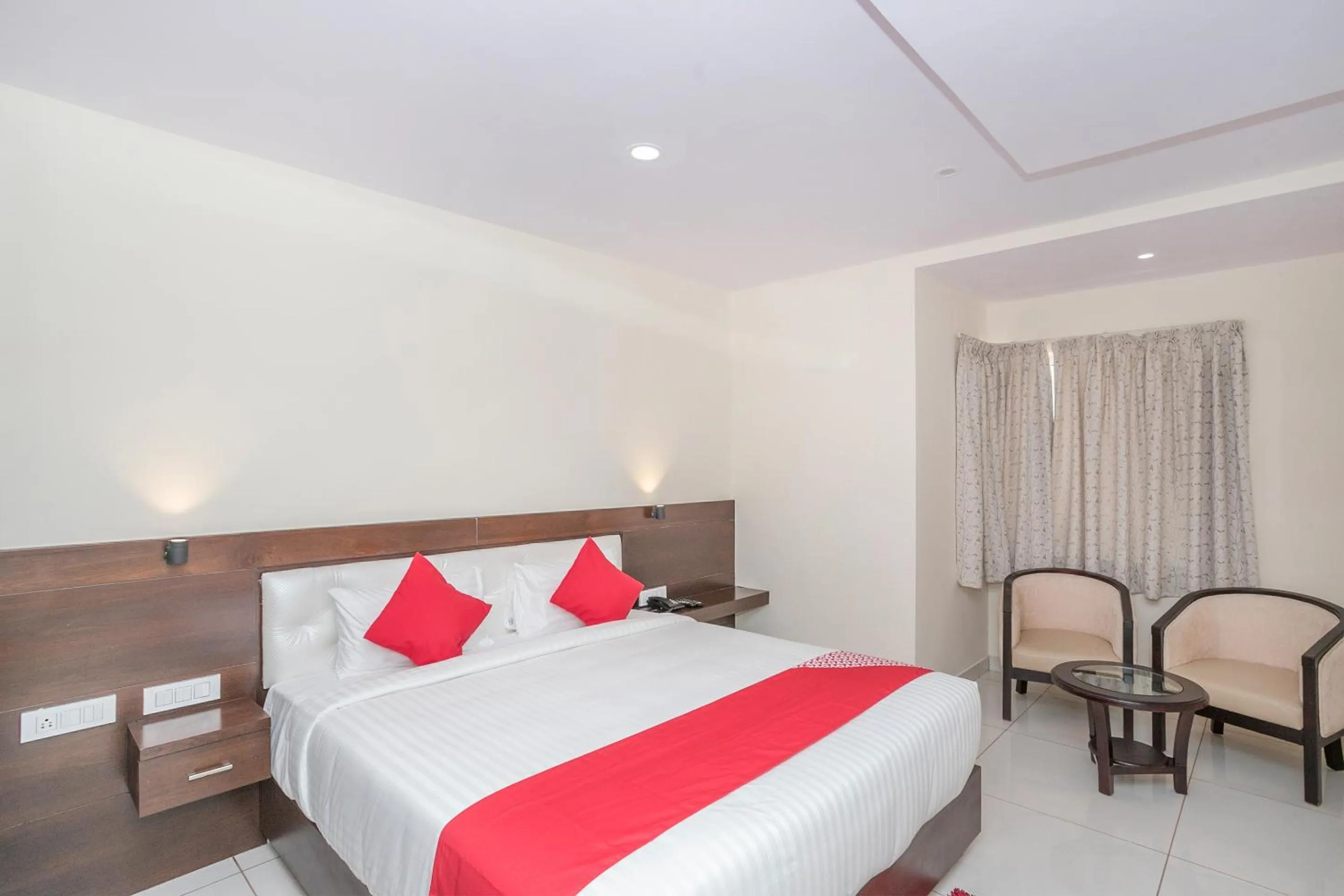 Bedroom, Bed in Super Hotel O Ivy Dew Drops