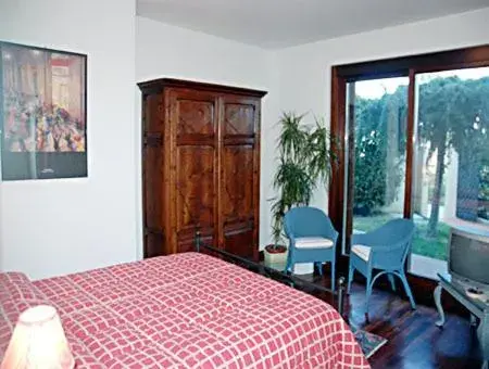 Double Room with Private External Bathroom - single occupancy in Il Giardino di Matilde Double Room with Private External Bathroom - single occupancy in Il Giardino di Matilde
