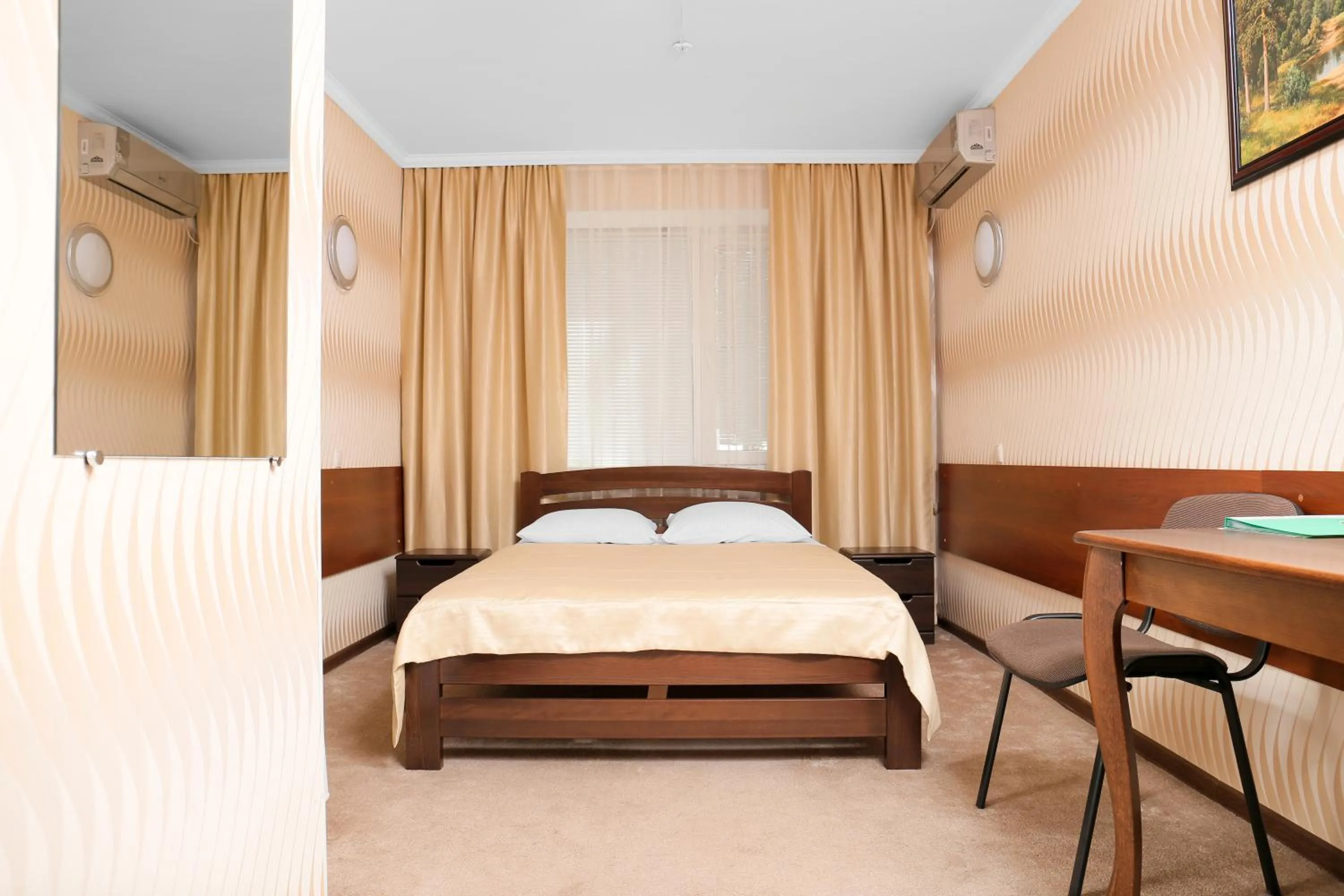 Bed in Green City Hotel