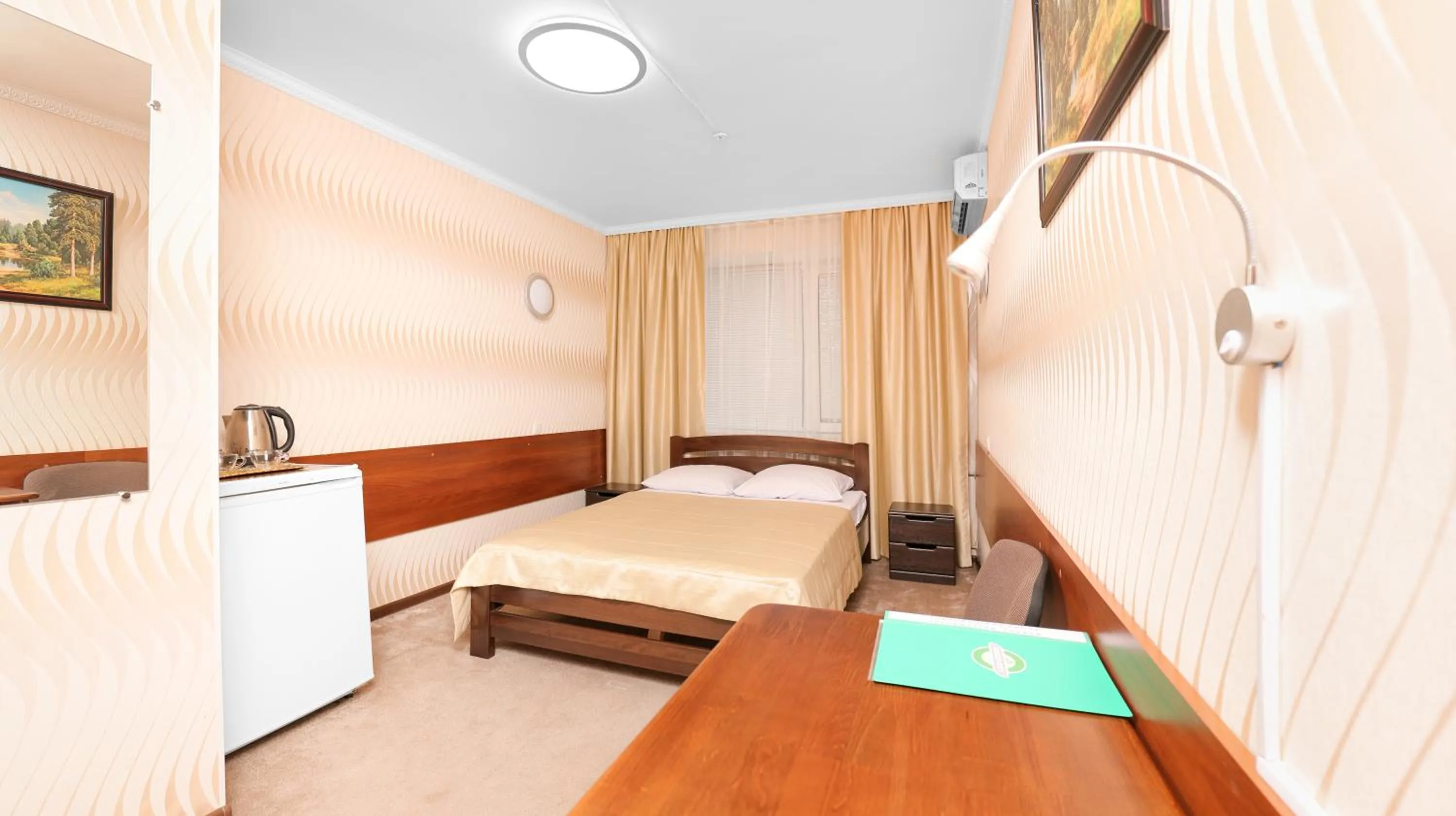 Bed in Green City Hotel