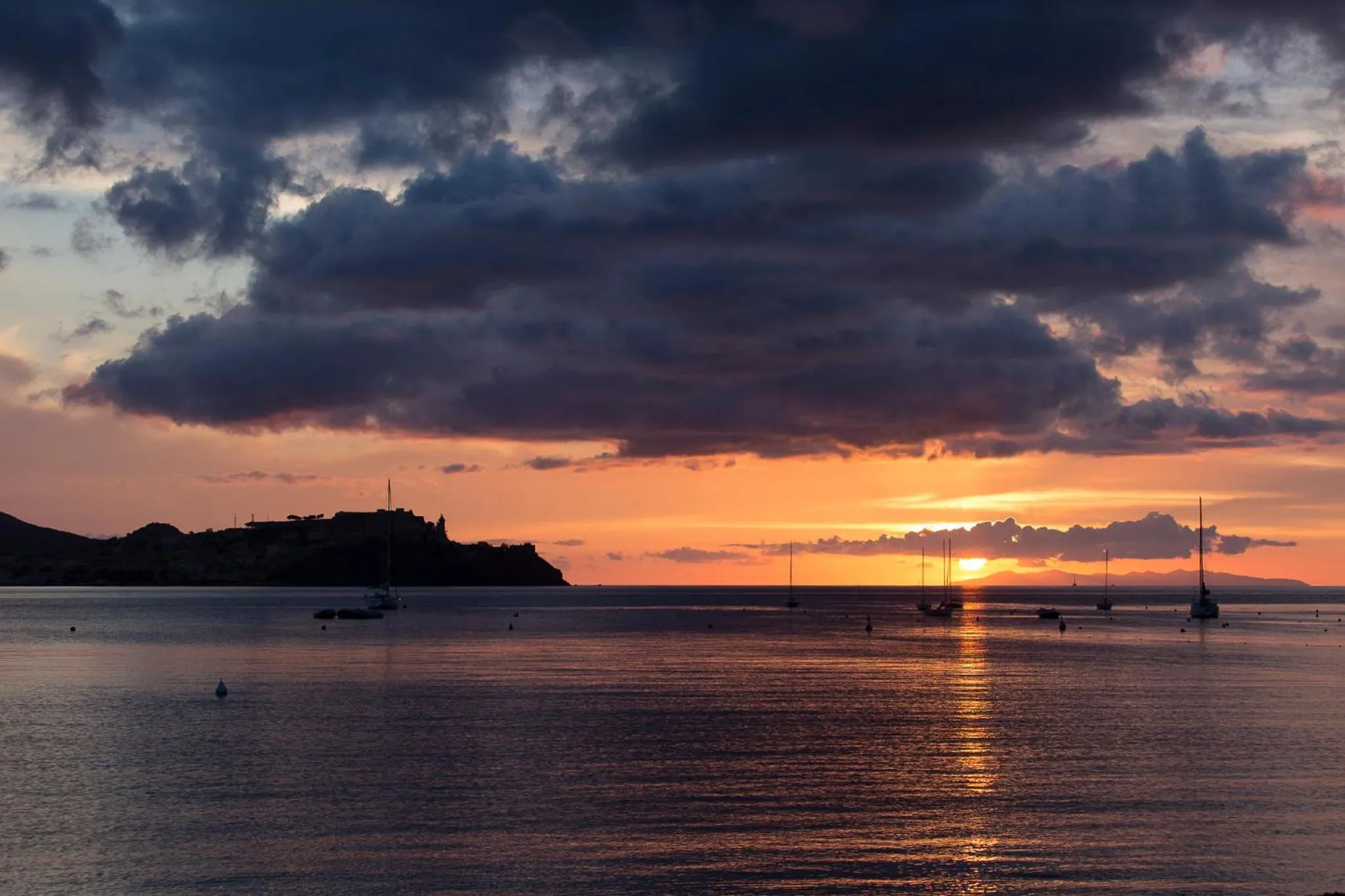 Natural landscape in Residence Hotel Villa Mare