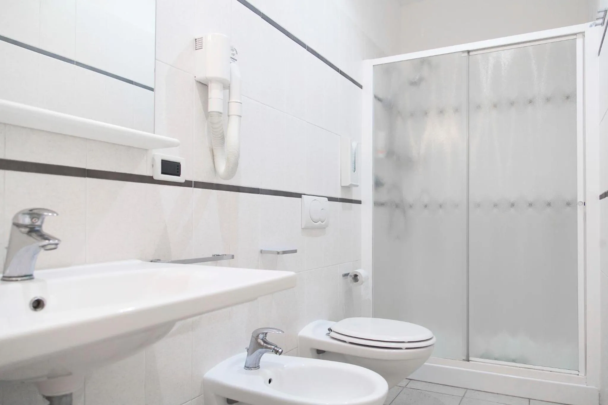 Bathroom in Residence Hotel Villa Mare