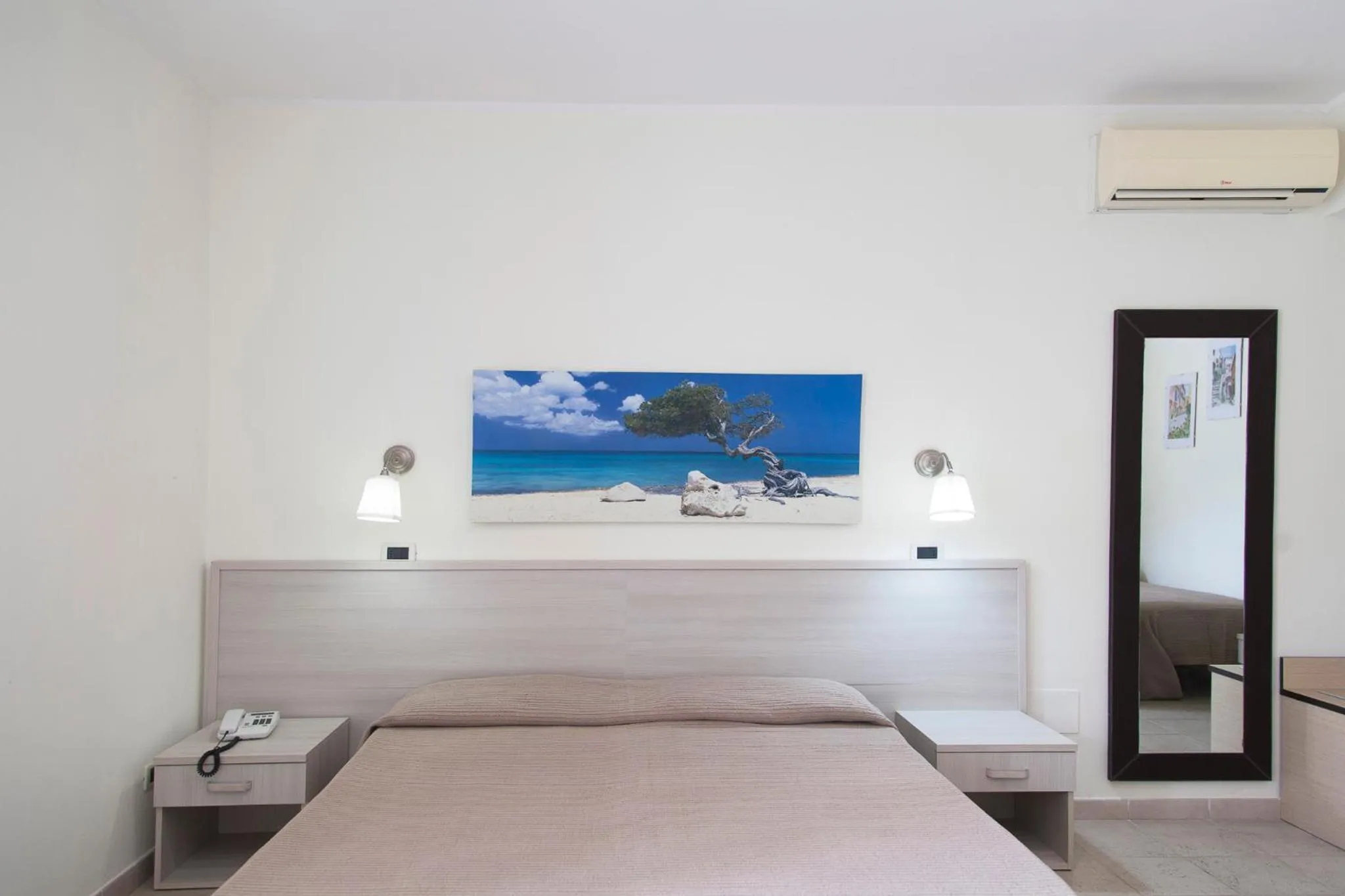 Bed in Residence Hotel Villa Mare
