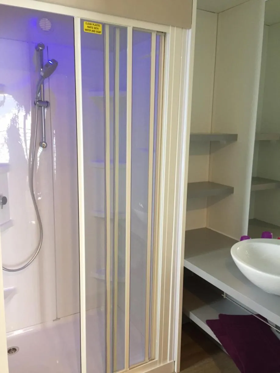 Shower in Hotel Villa Delle Palme