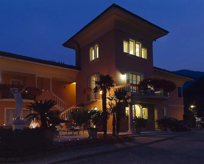 Facade/entrance in Hotel Villa Delle Palme