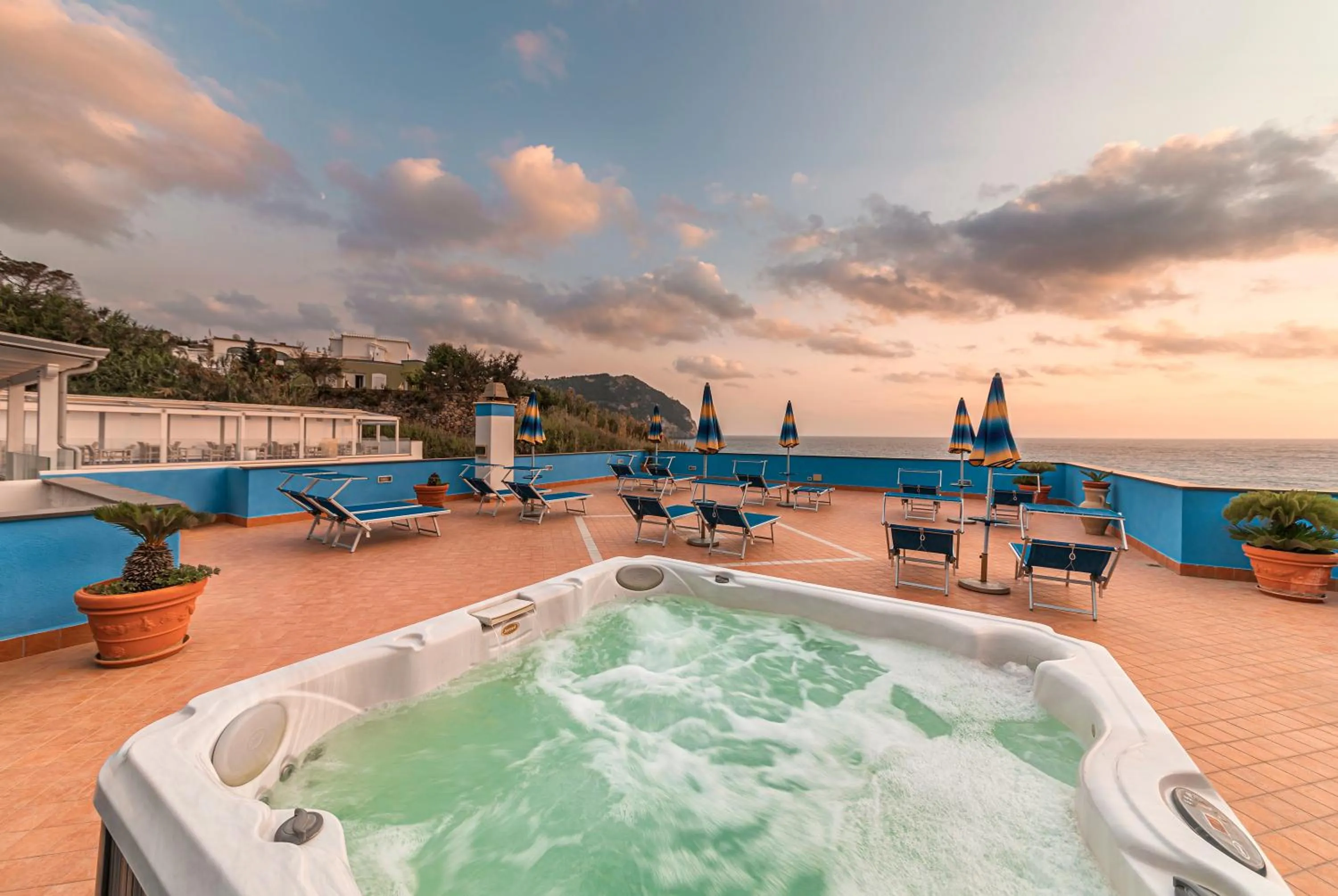 Solarium in Hotel Cava Dell'Isola