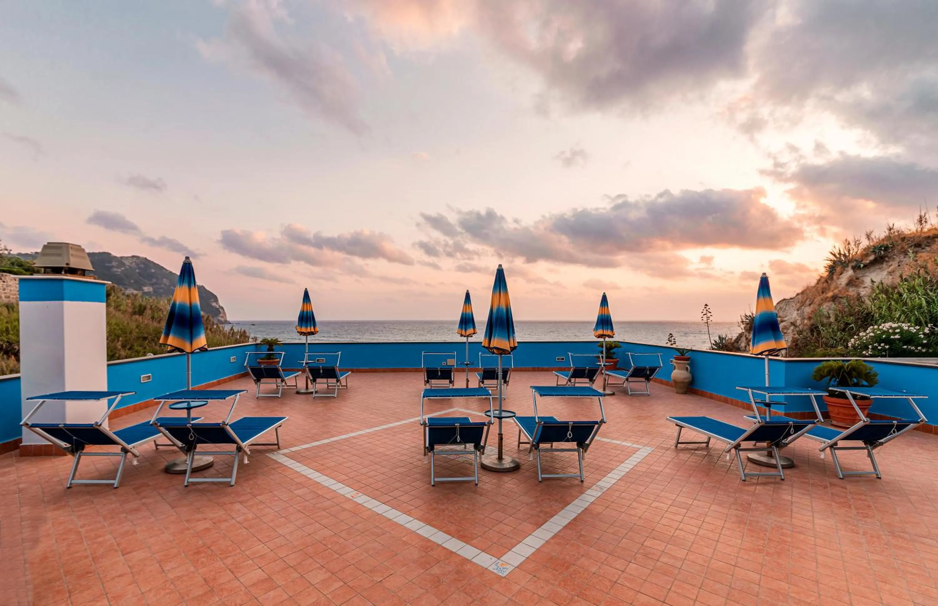 Solarium in Hotel Cava Dell'Isola