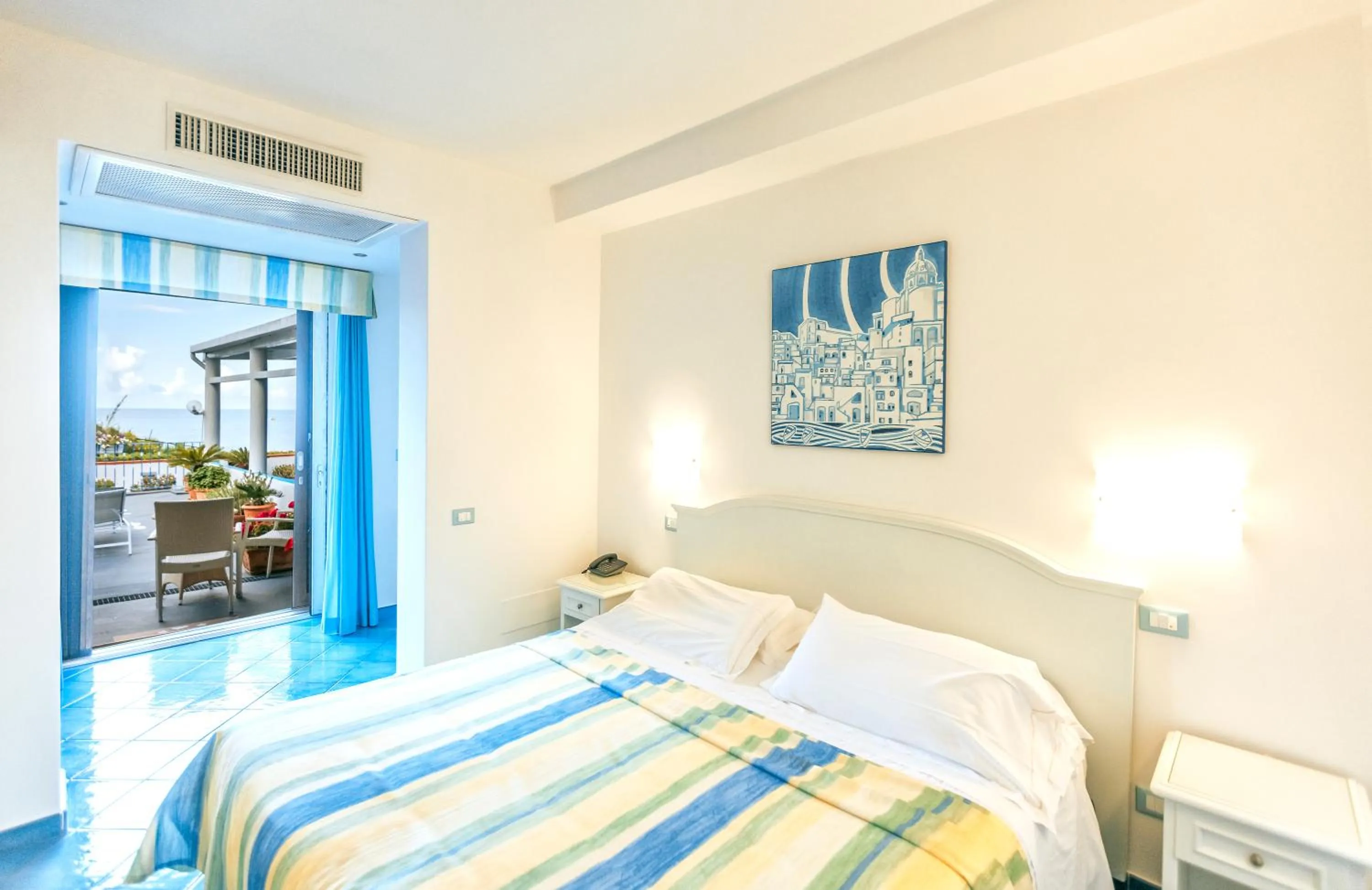 View (from property/room), Bed in Hotel Cava Dell'Isola