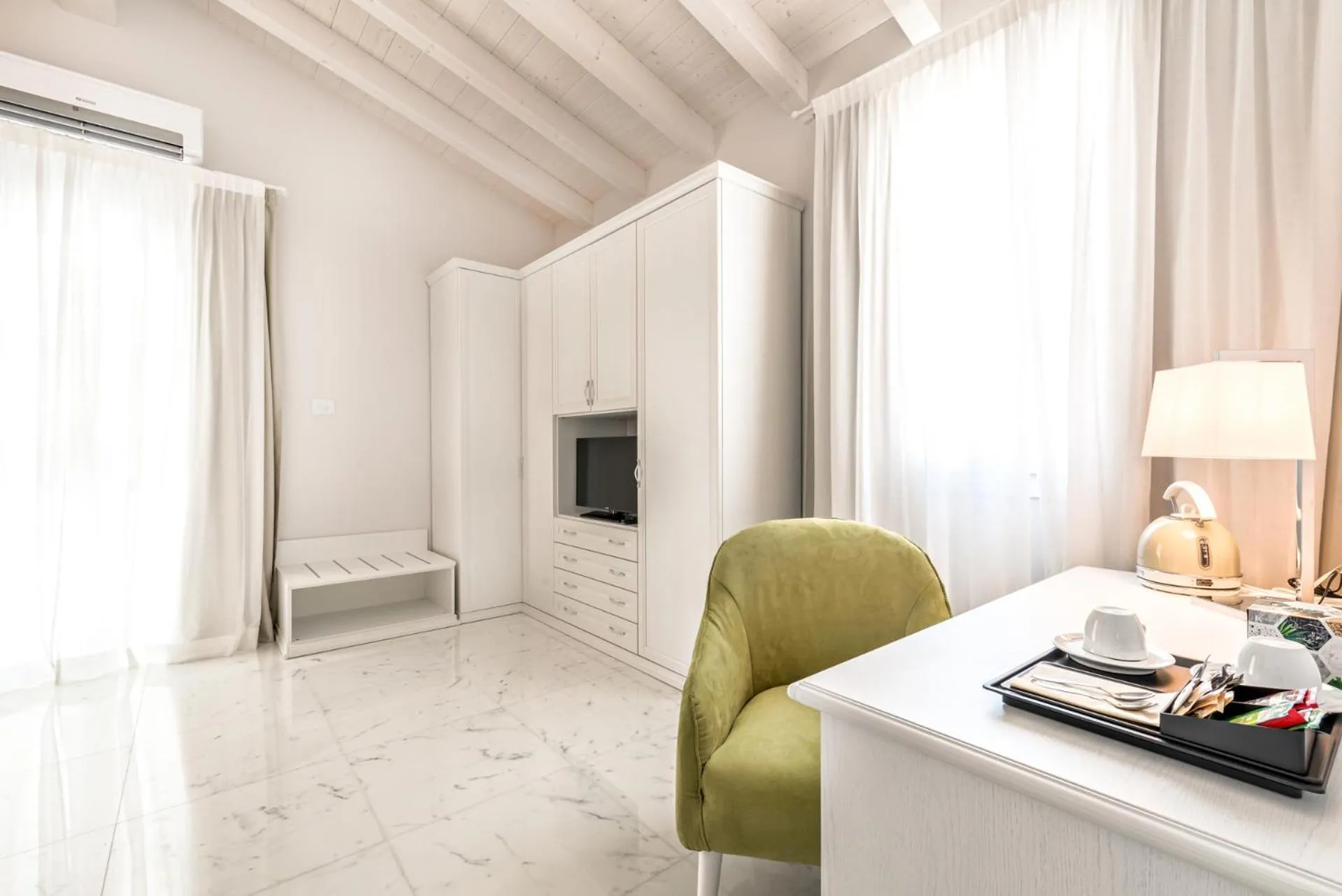 Photo of the whole room in Hotel Stella Della Versilia