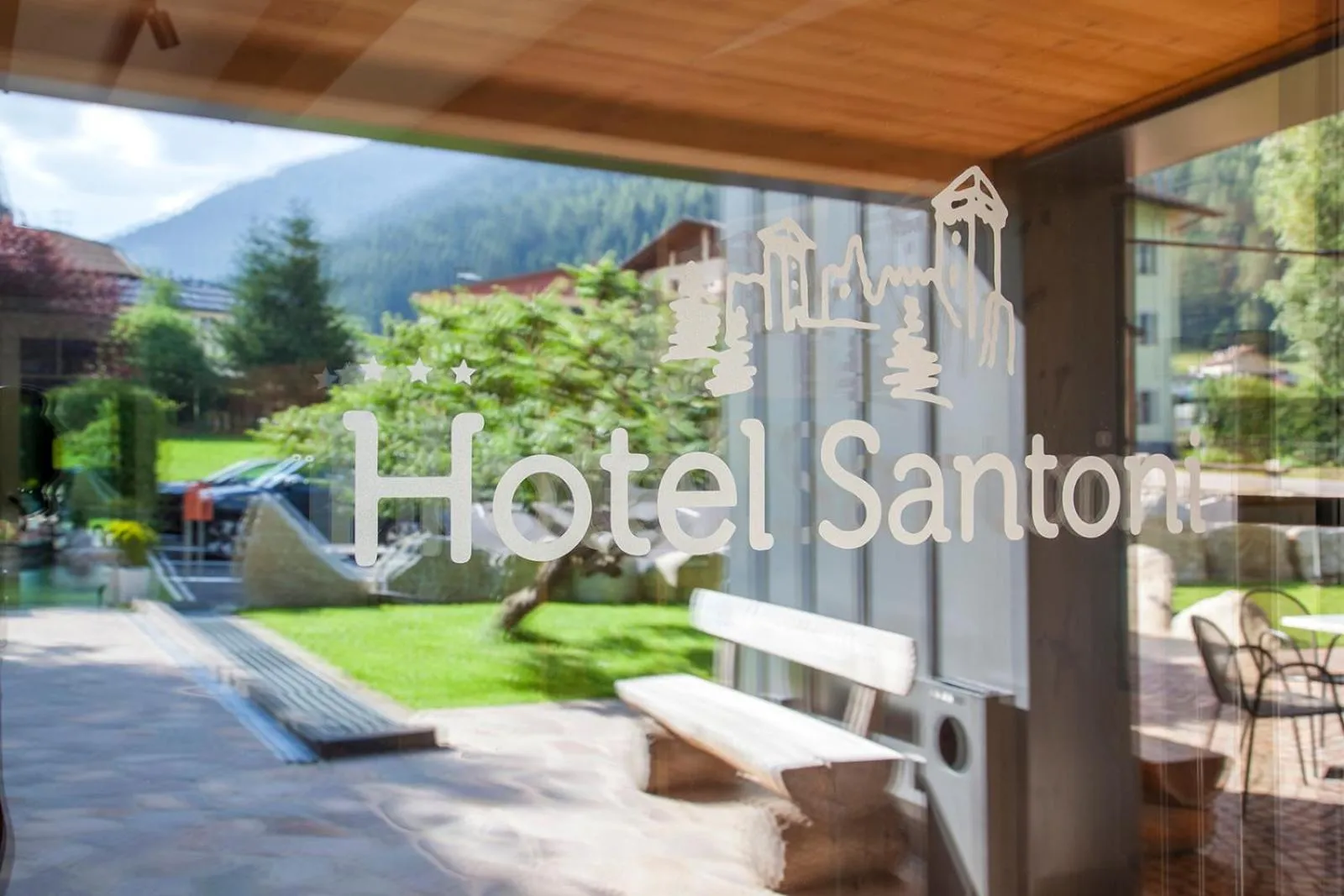 Property building in Hotel Santoni