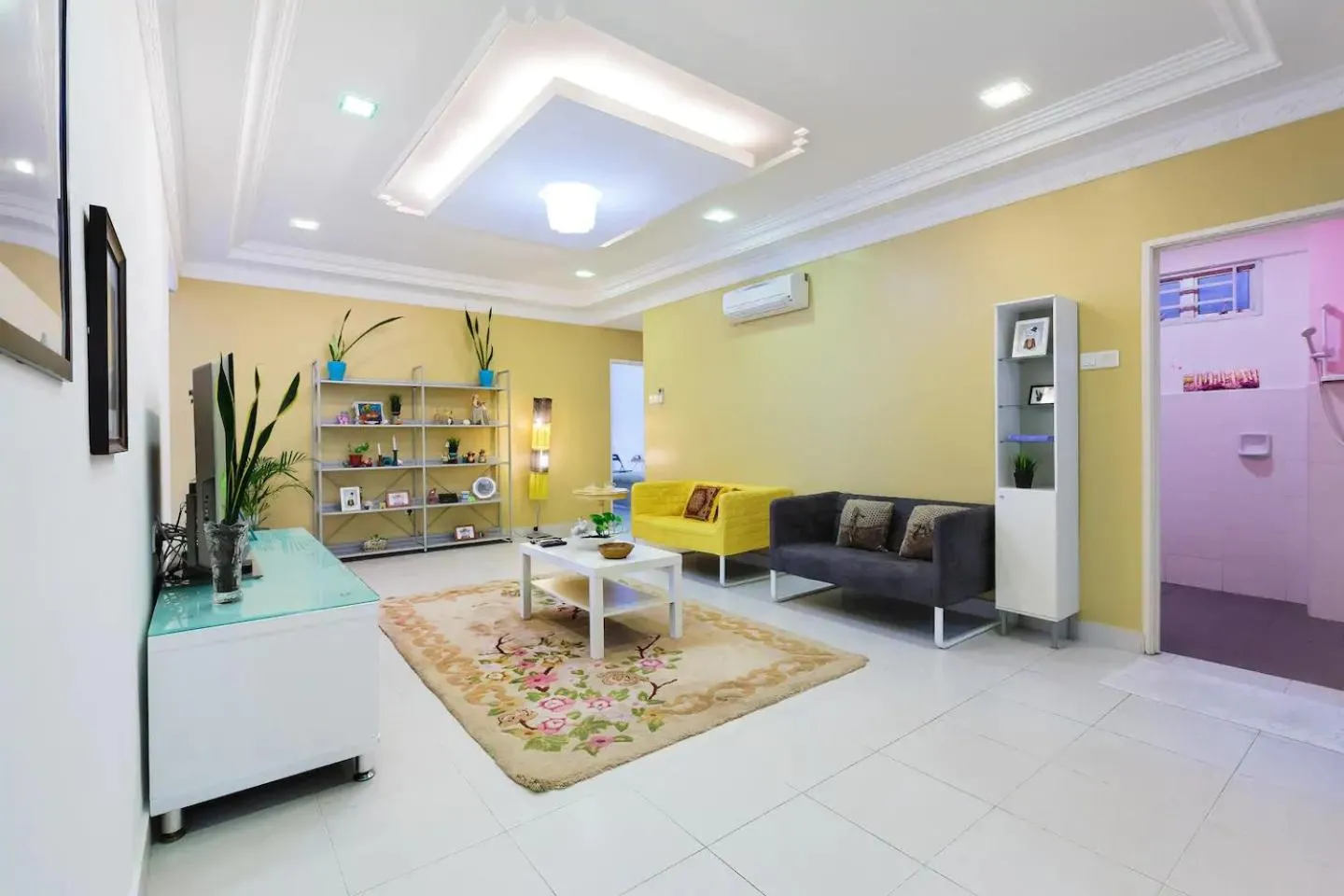 Family Suite@DESA TEBRAU *IKEA *AEON *TESCO *HERO