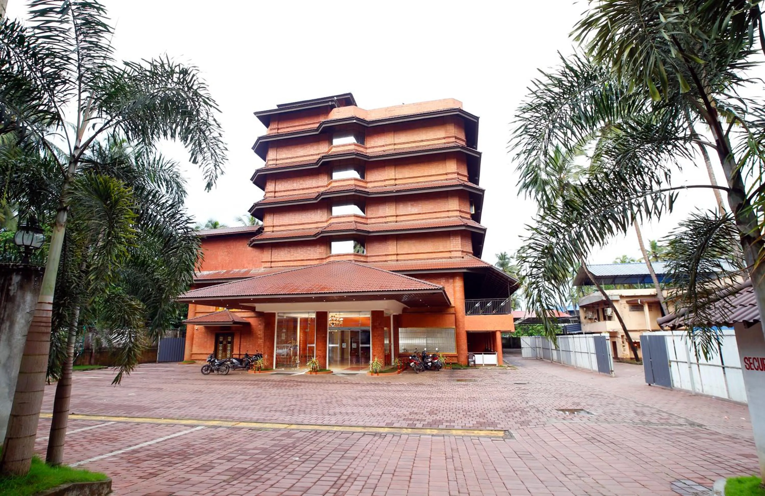 Property building in Hotel Park Residency