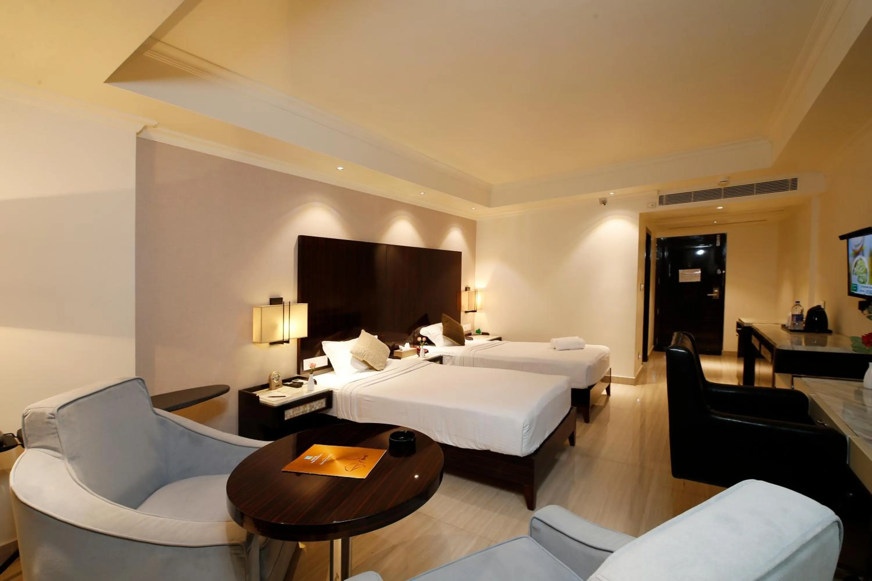 Bedroom, Bed in Hotel Park Residency