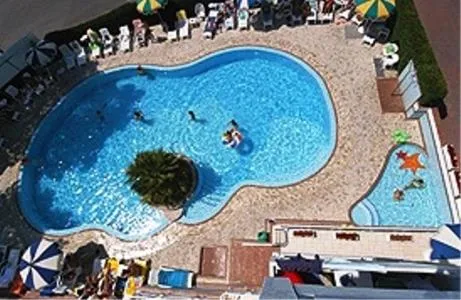 Day in Hotel Ambassador Meuble