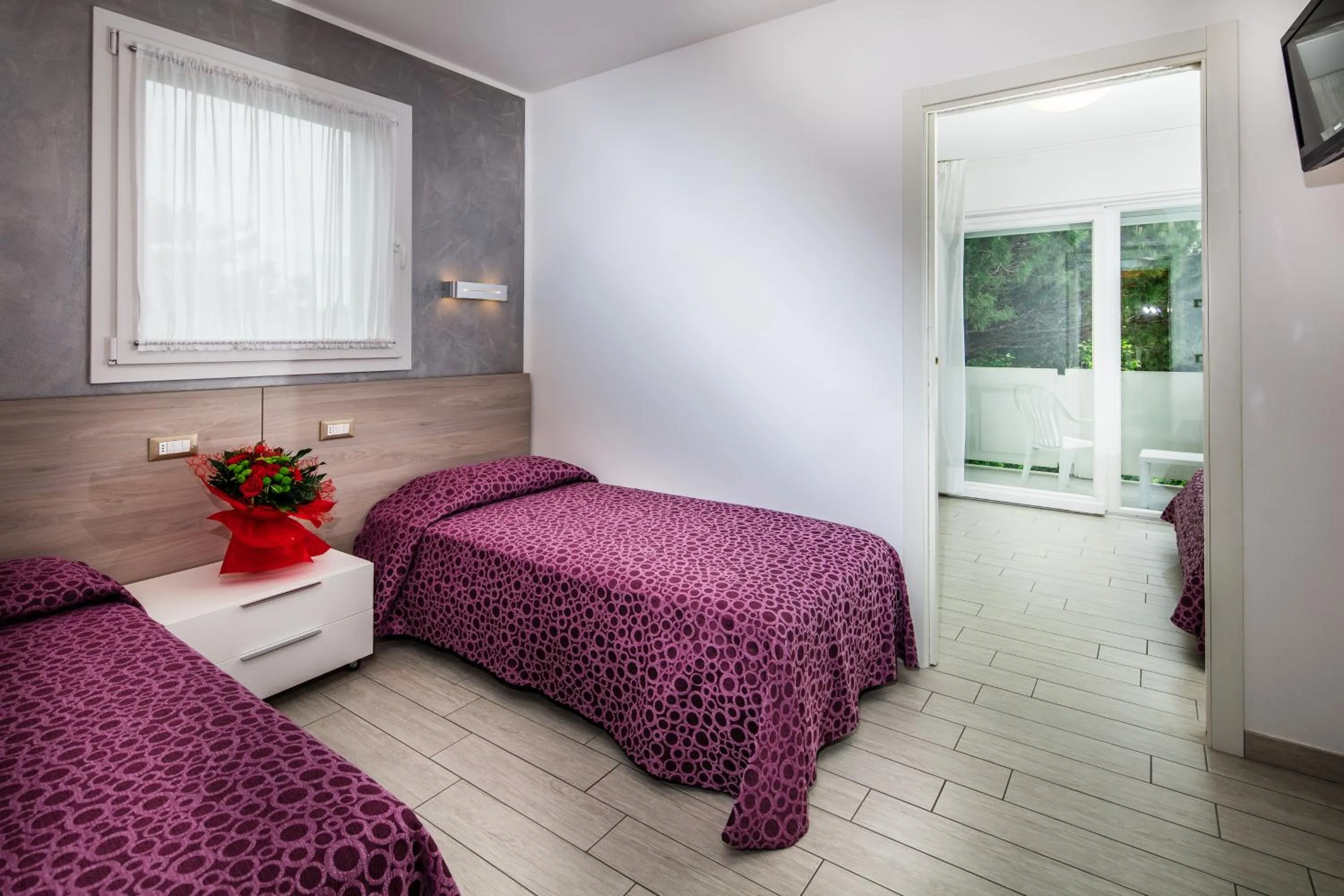 Bed in Hotel Ambassador Meuble
