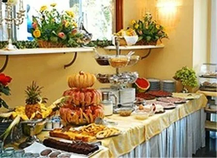 Food in Hotel Ambassador Meuble