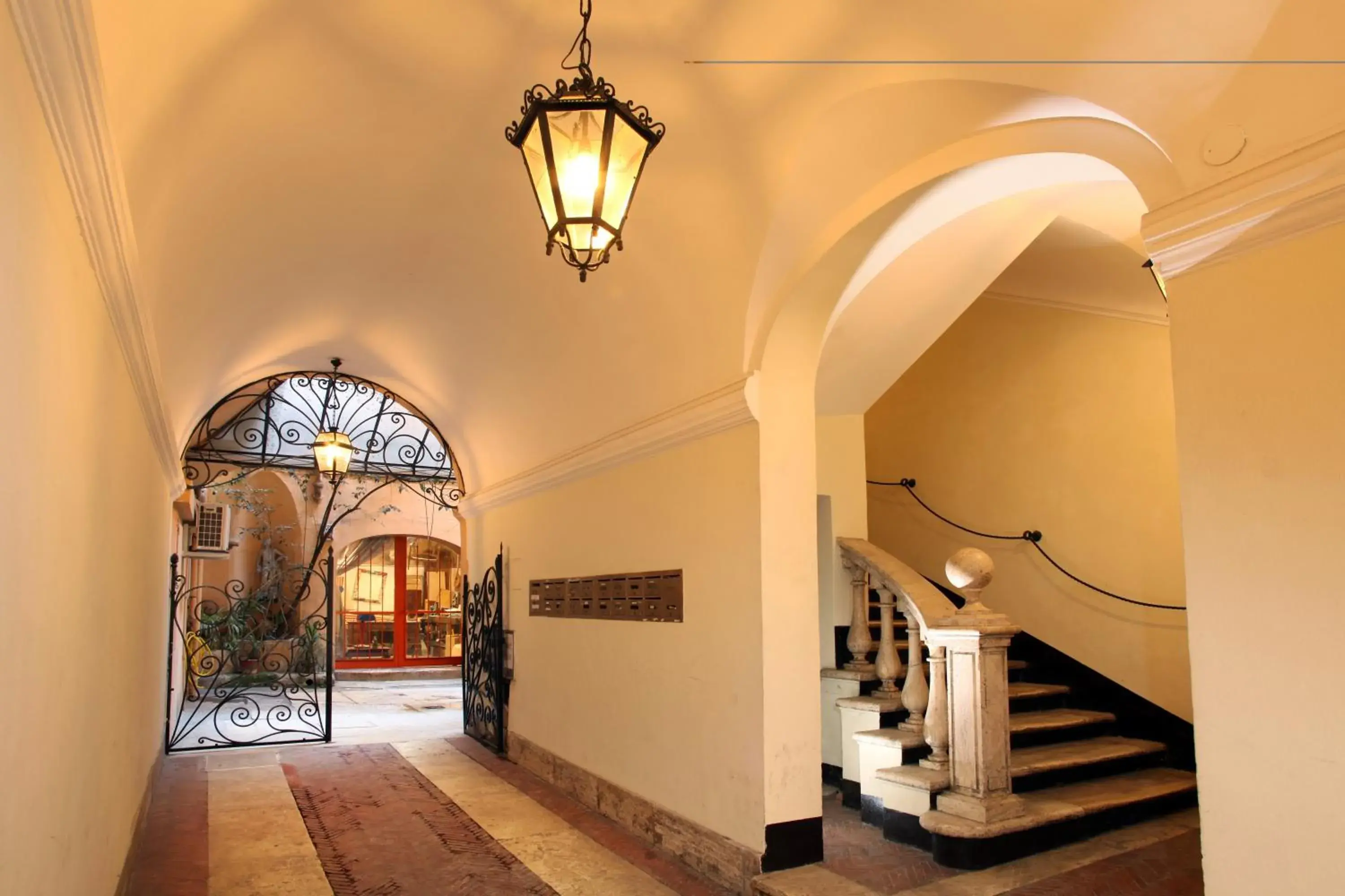 Facade/entrance in Vivaldi Luxury Rooms Facade/entrance in Vivaldi Luxury Rooms