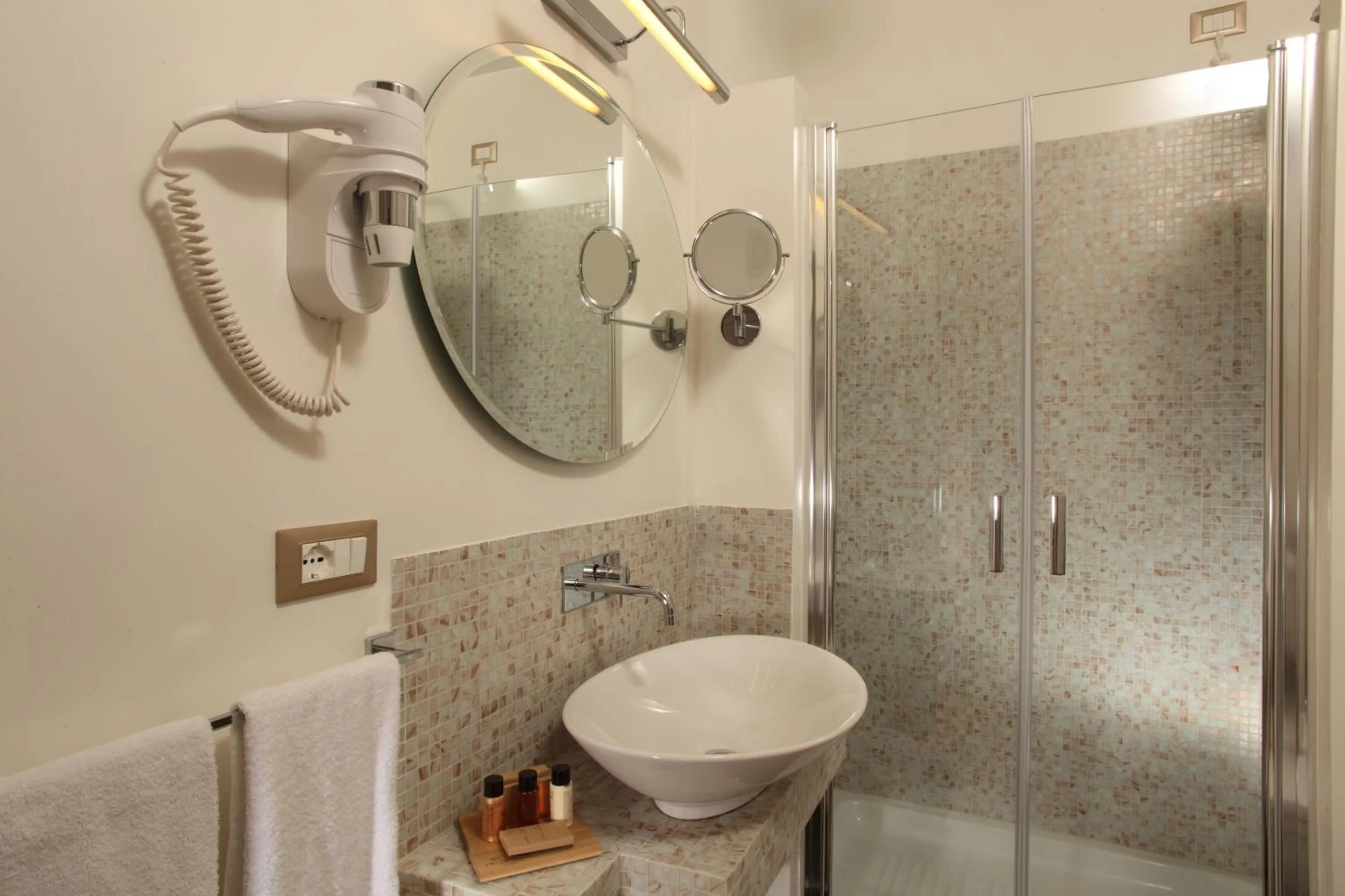 Bathroom in Vivaldi Luxury Rooms