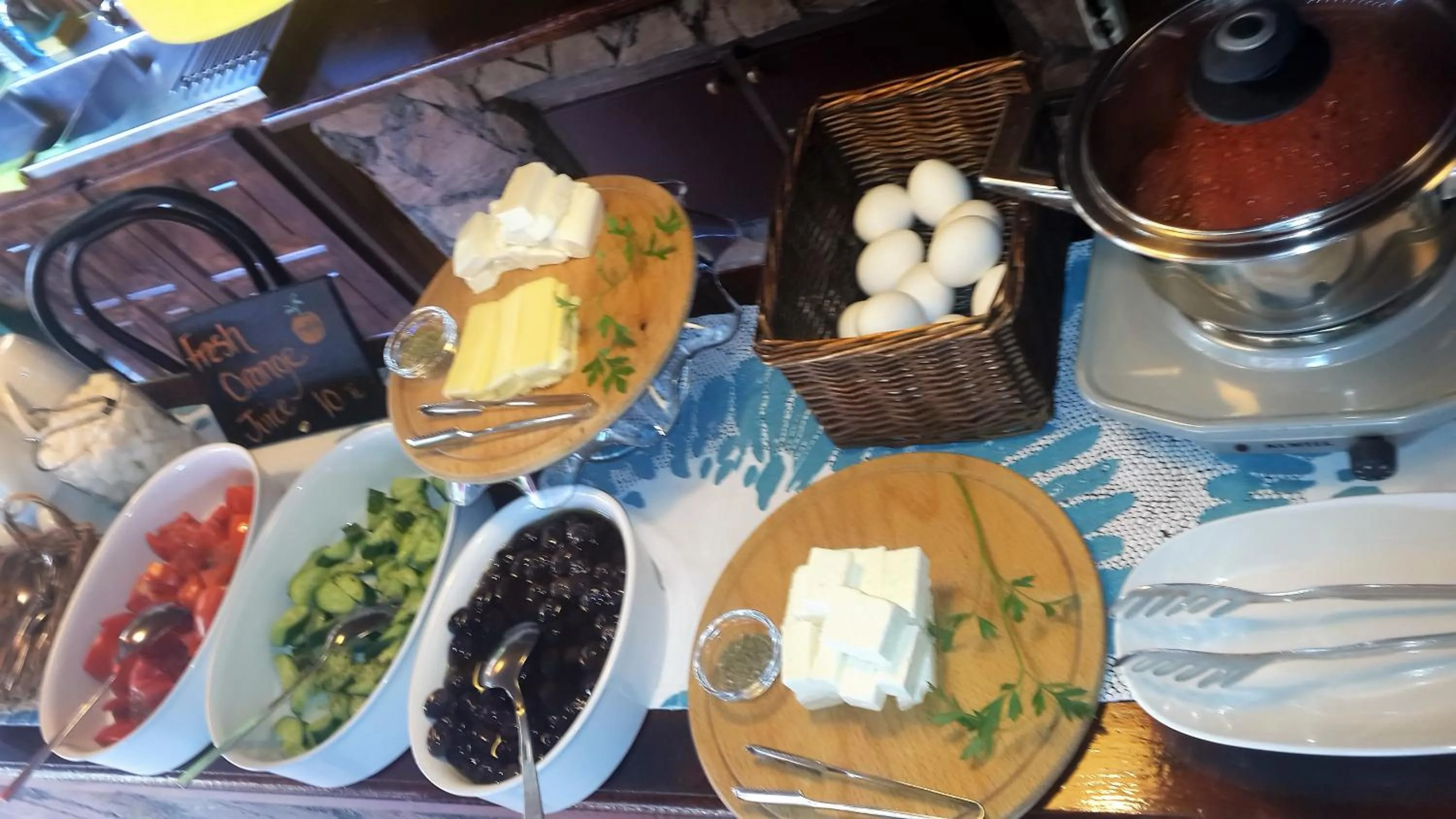 Breakfast in Kilim Hotel