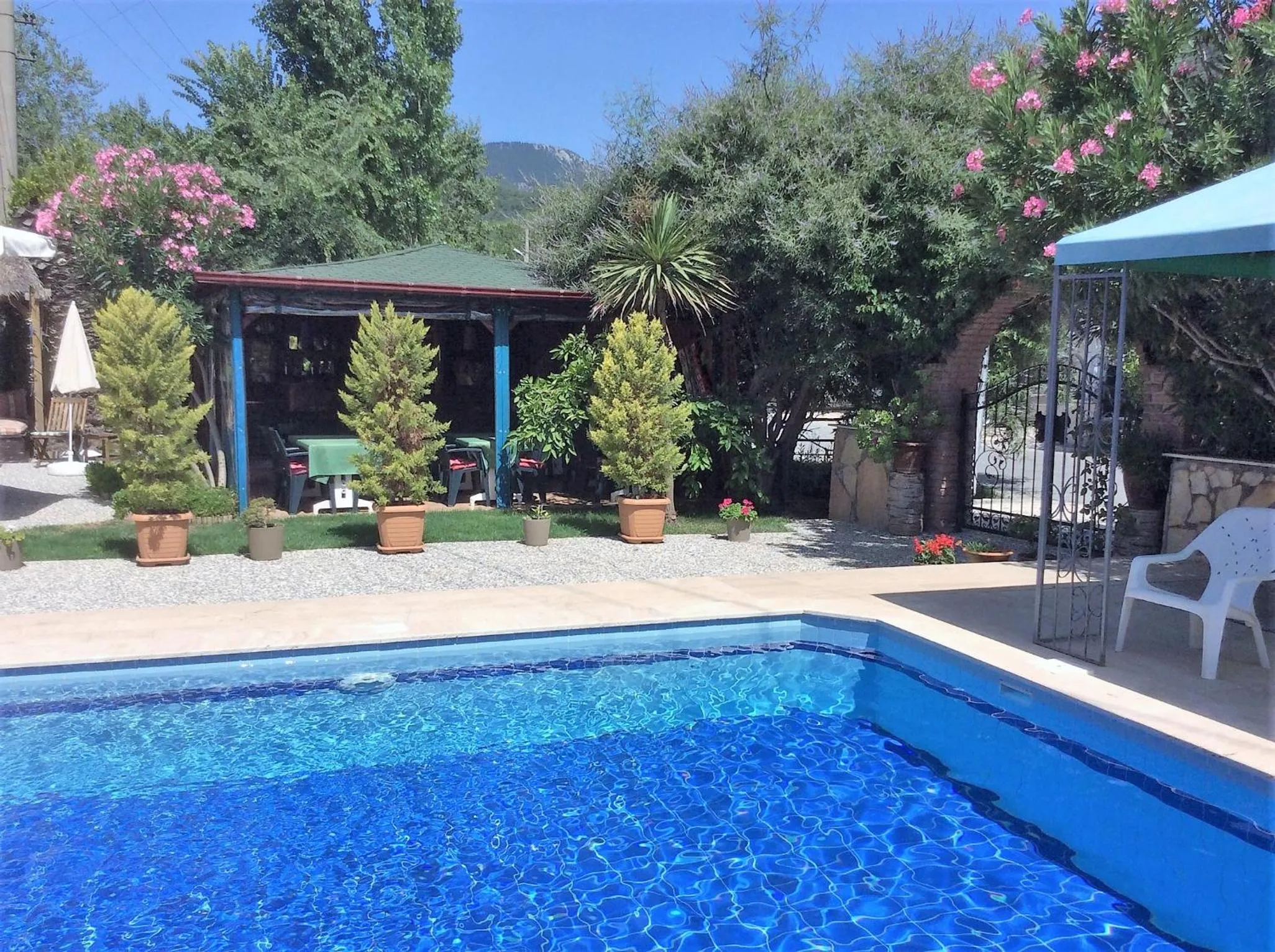 Facade/entrance in Kilim Hotel