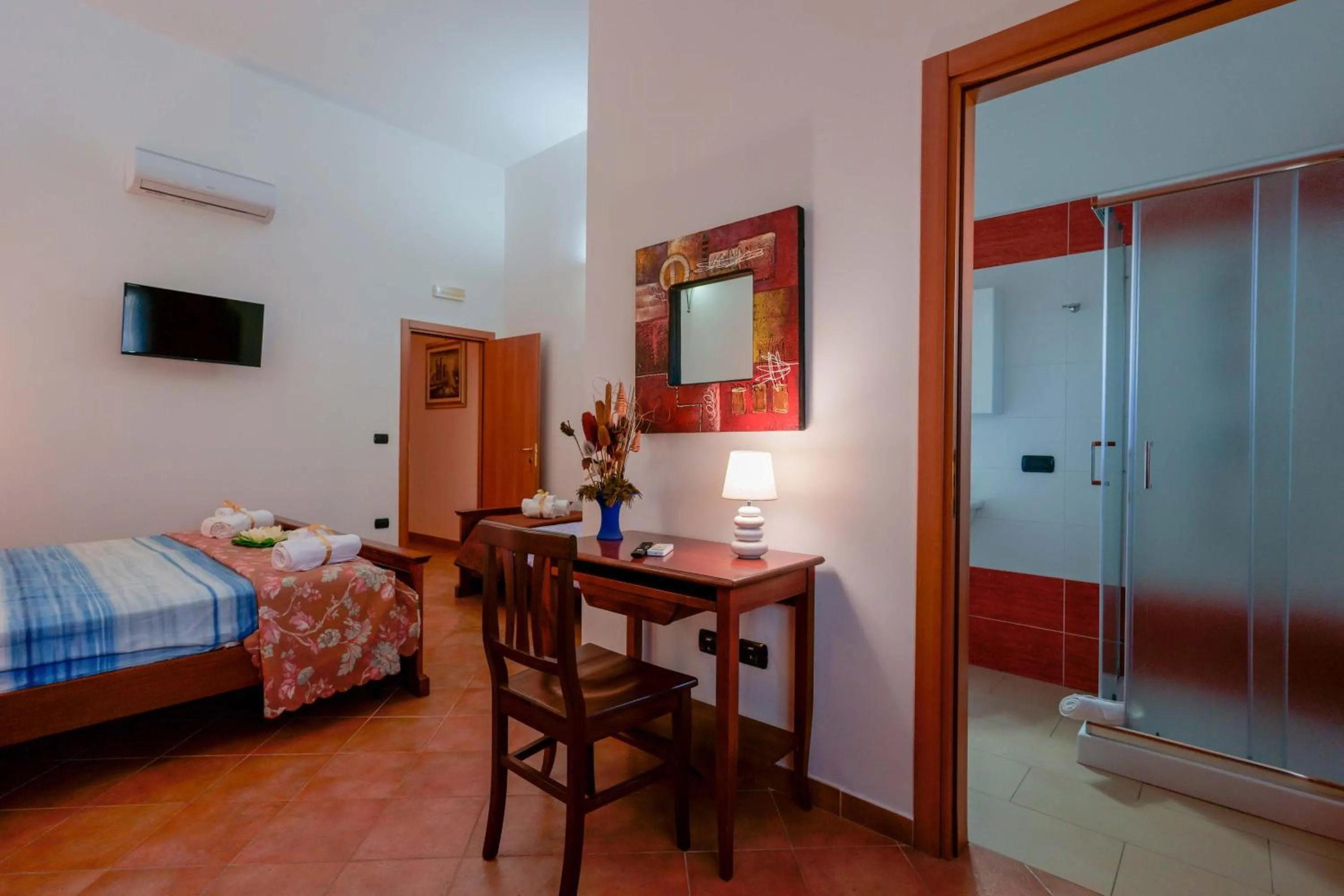 Photo of the whole room, Bed in Antico Frantoio Cairoli B&B Exclusive Room