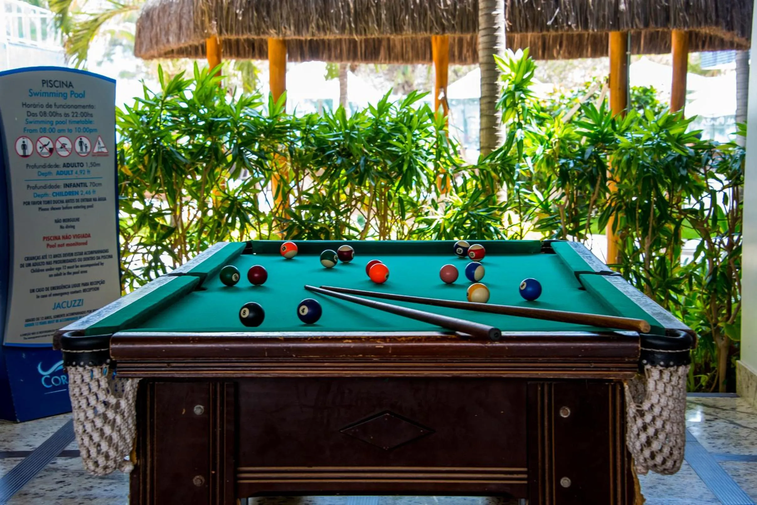 Game Room in Coral Plaza Apart Hotel