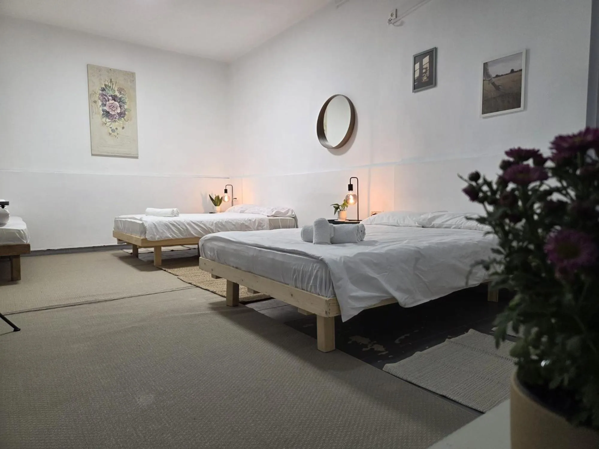 Bedroom, Bed in Hotel Loui Talpiot