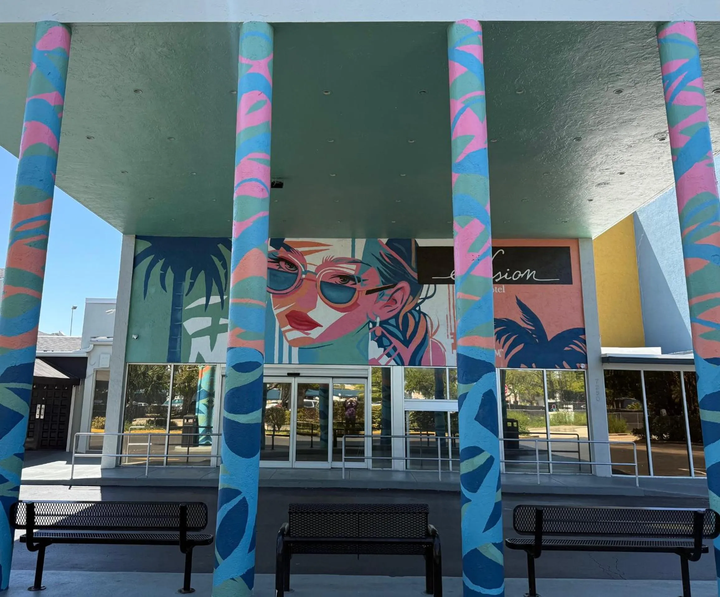 Property building in enVision Hotel Miami International Airport