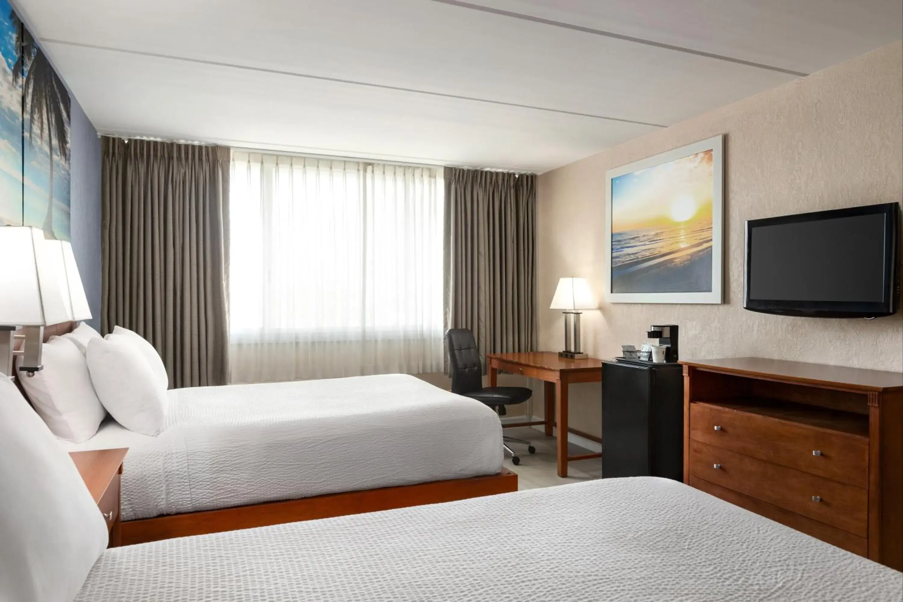 Double Room with Two Double Beds - Mobility Access/Non-Smoking in enVision Hotel Miami International Airport Double Room with Two Double Beds - Mobility Access/Non-Smoking in enVision Hotel Miami International Airport