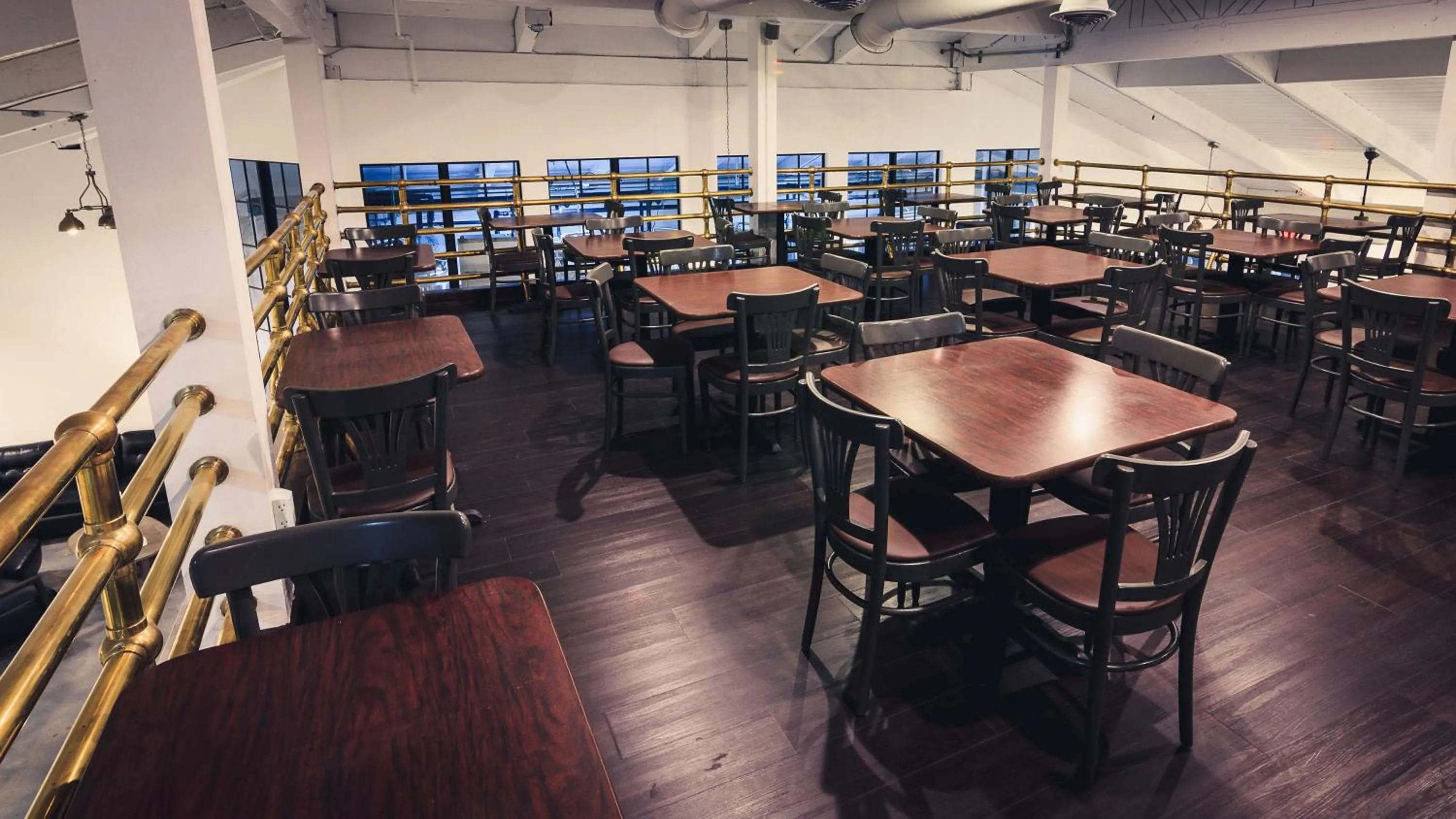 Restaurant/places to eat in enVision Hotel Miami International Airport