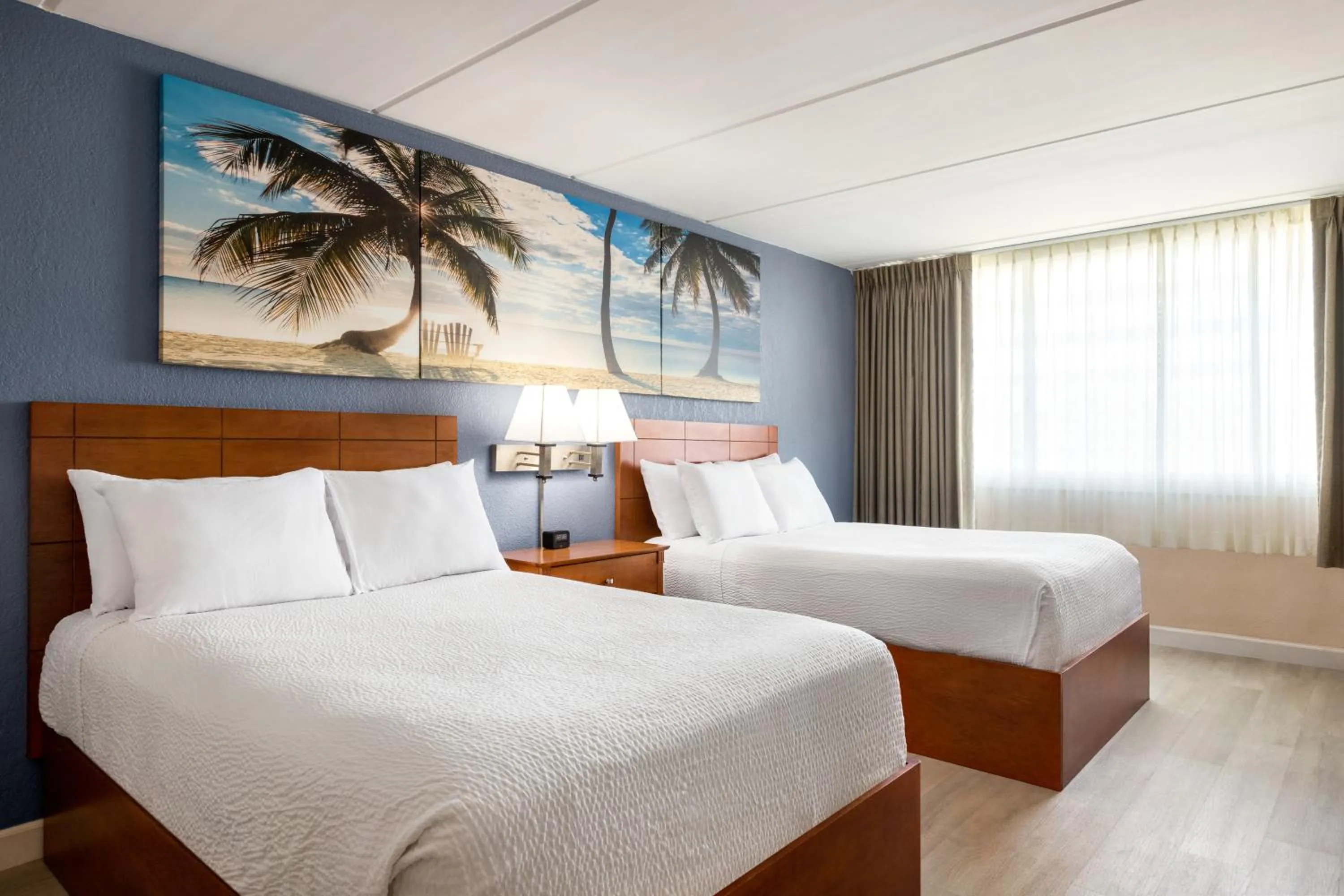 Bedroom, Bed in enVision Hotel Miami International Airport