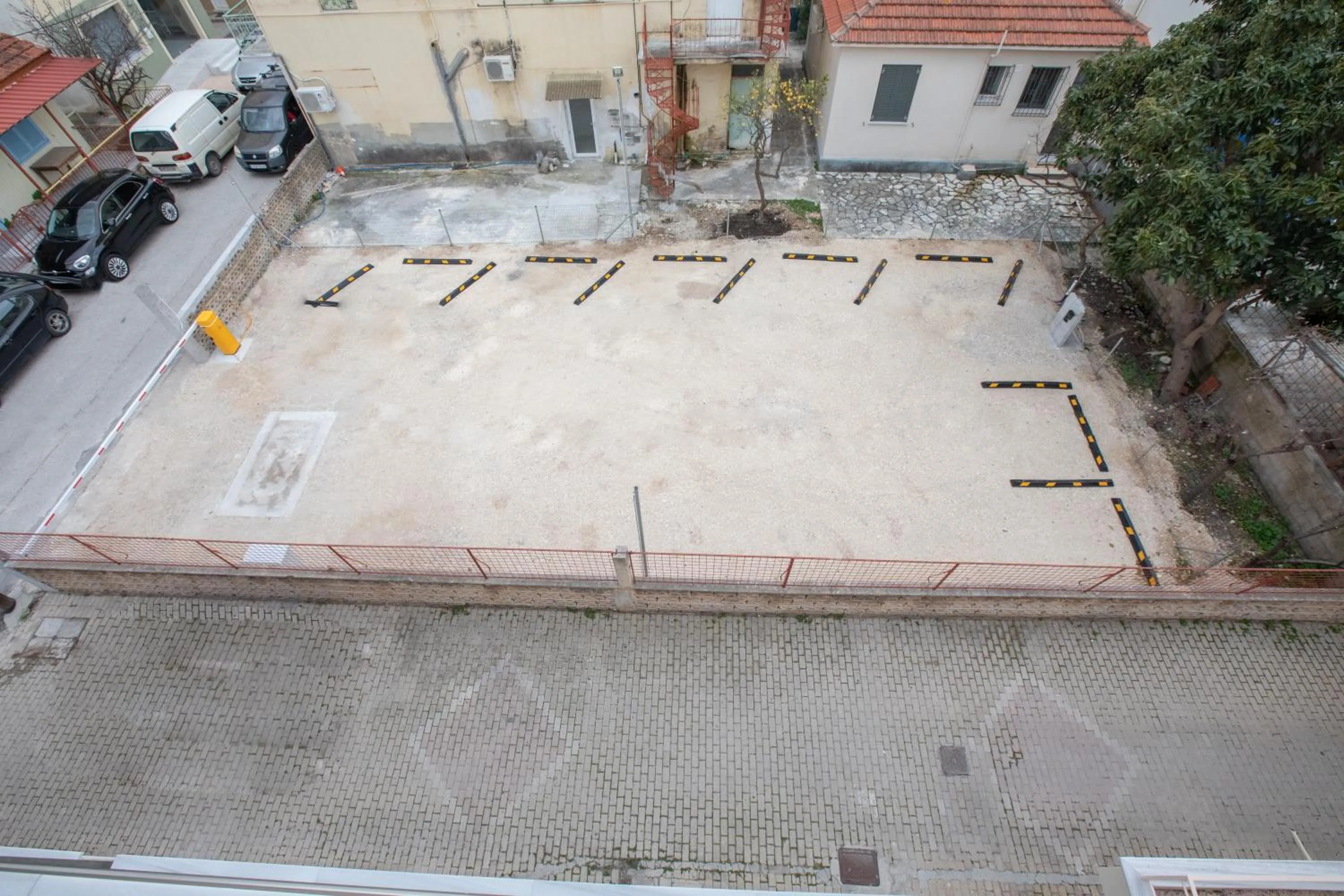 Parking in Mouikis Hotel Kefalonia