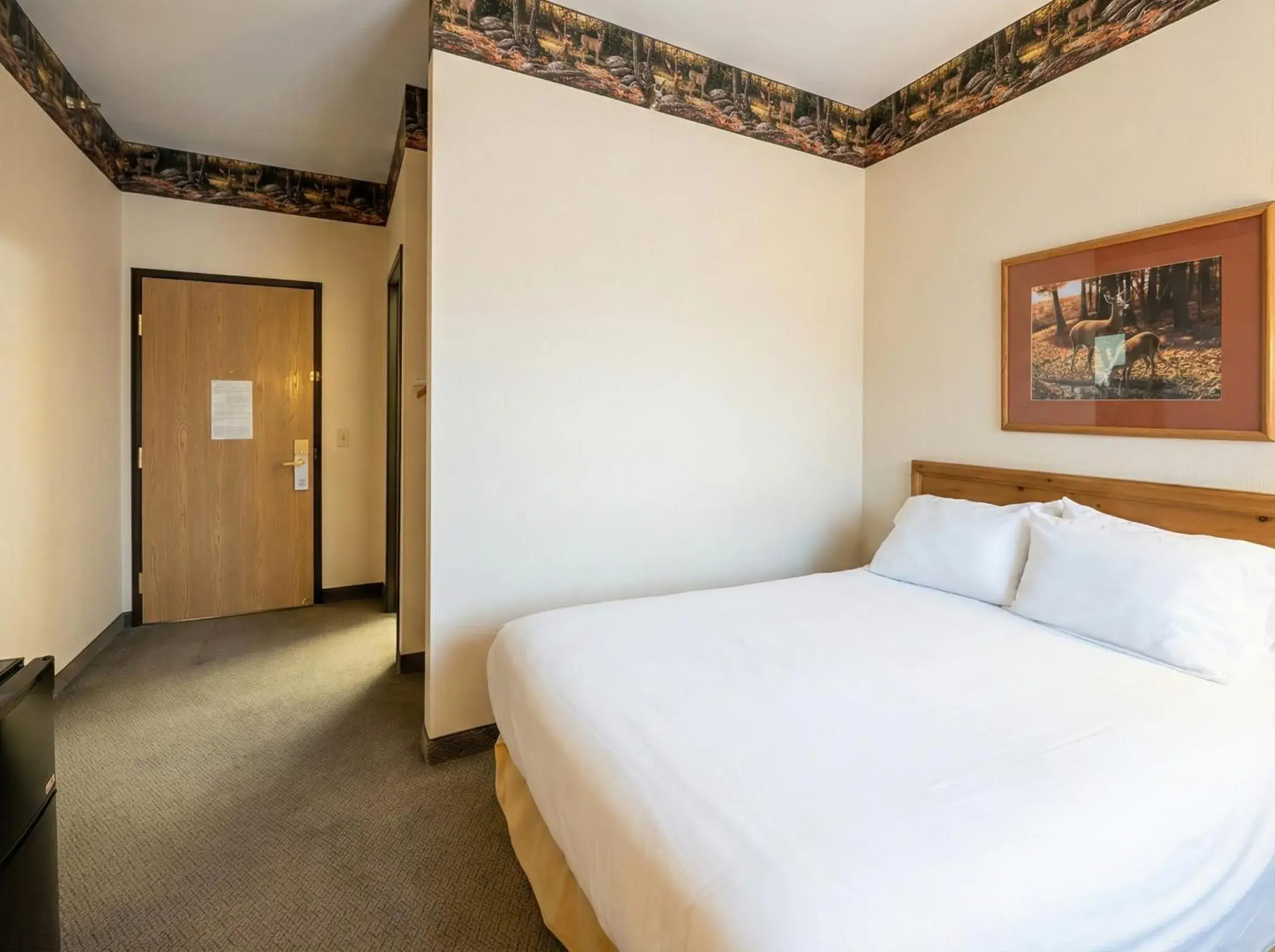 Bed in Pellston Lodge Bed in Pellston Lodge