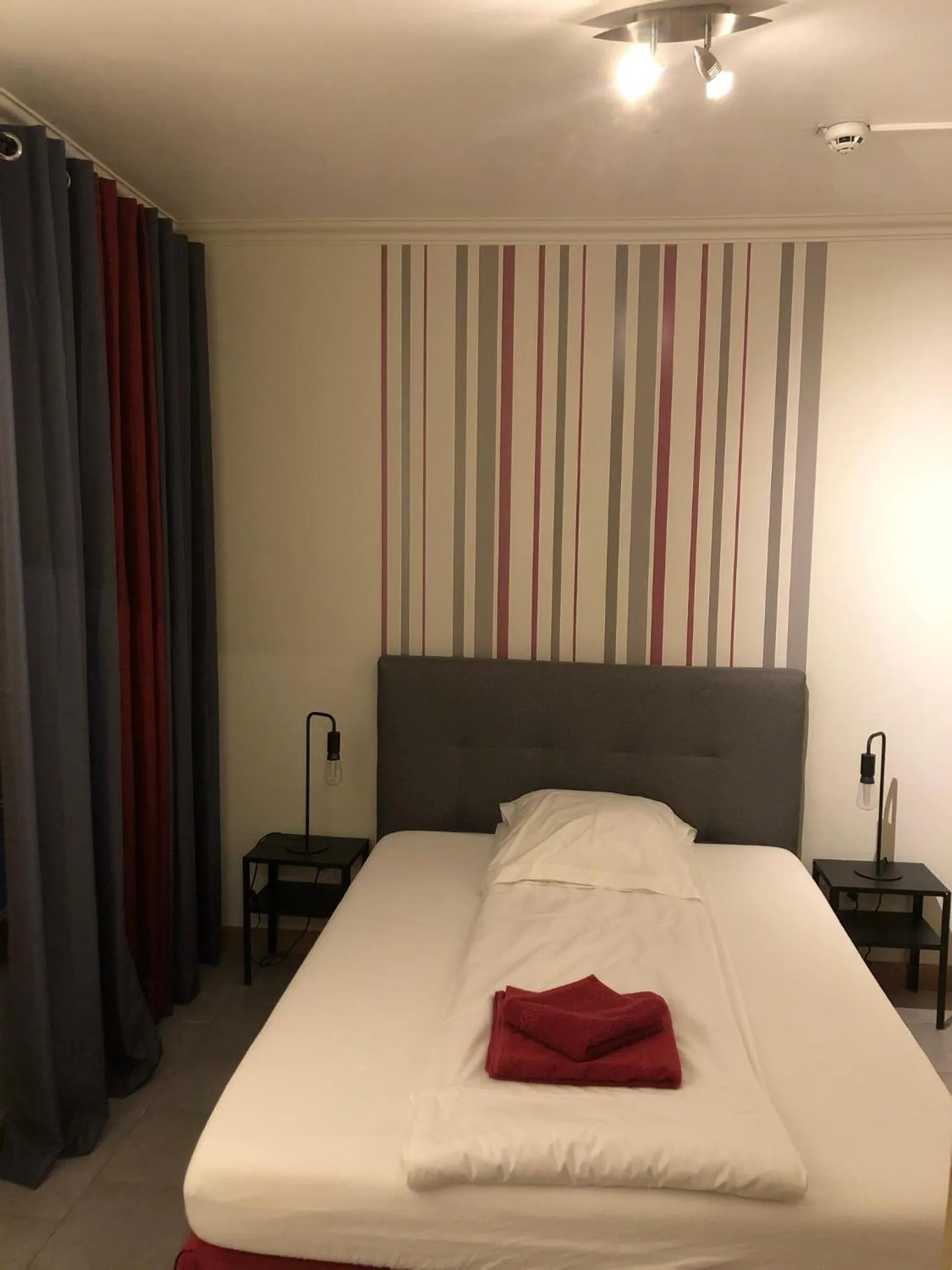 Bed in La Châtaigneraie