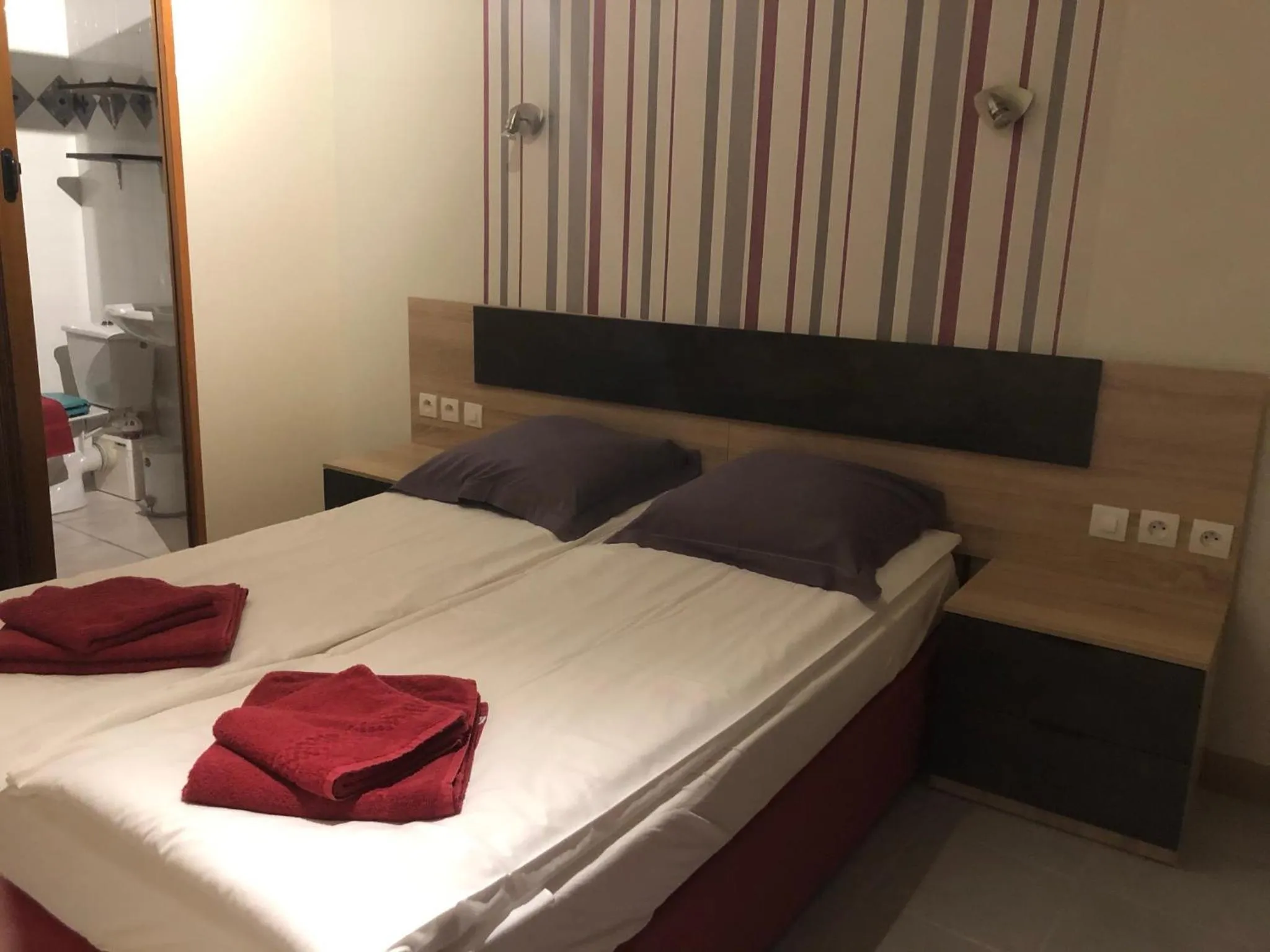 Bed in La Châtaigneraie