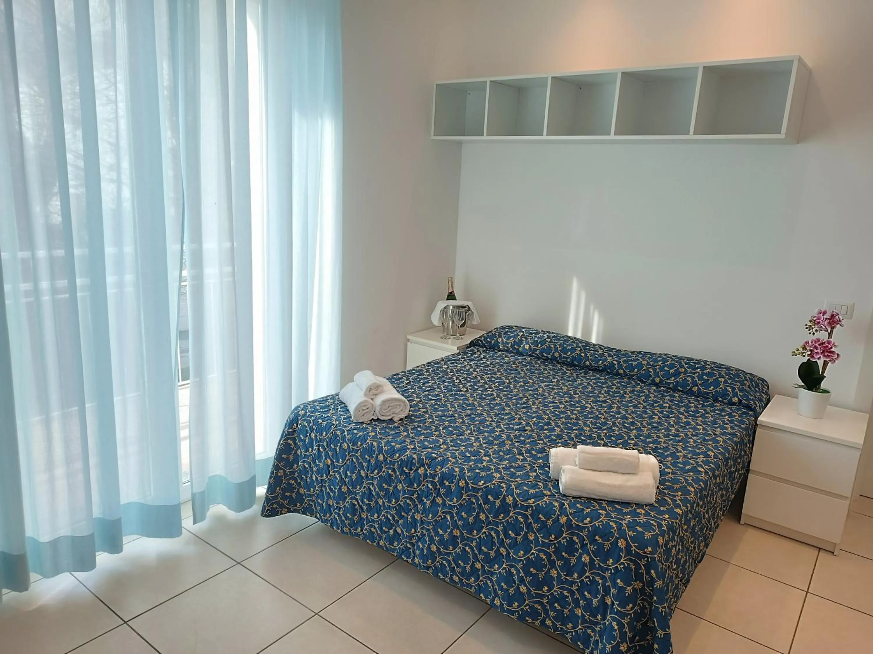 Bed in Hotel Queen Mary