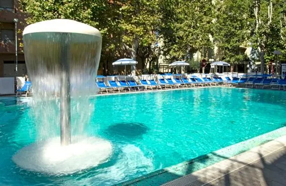 Day in Hotel Queen Mary