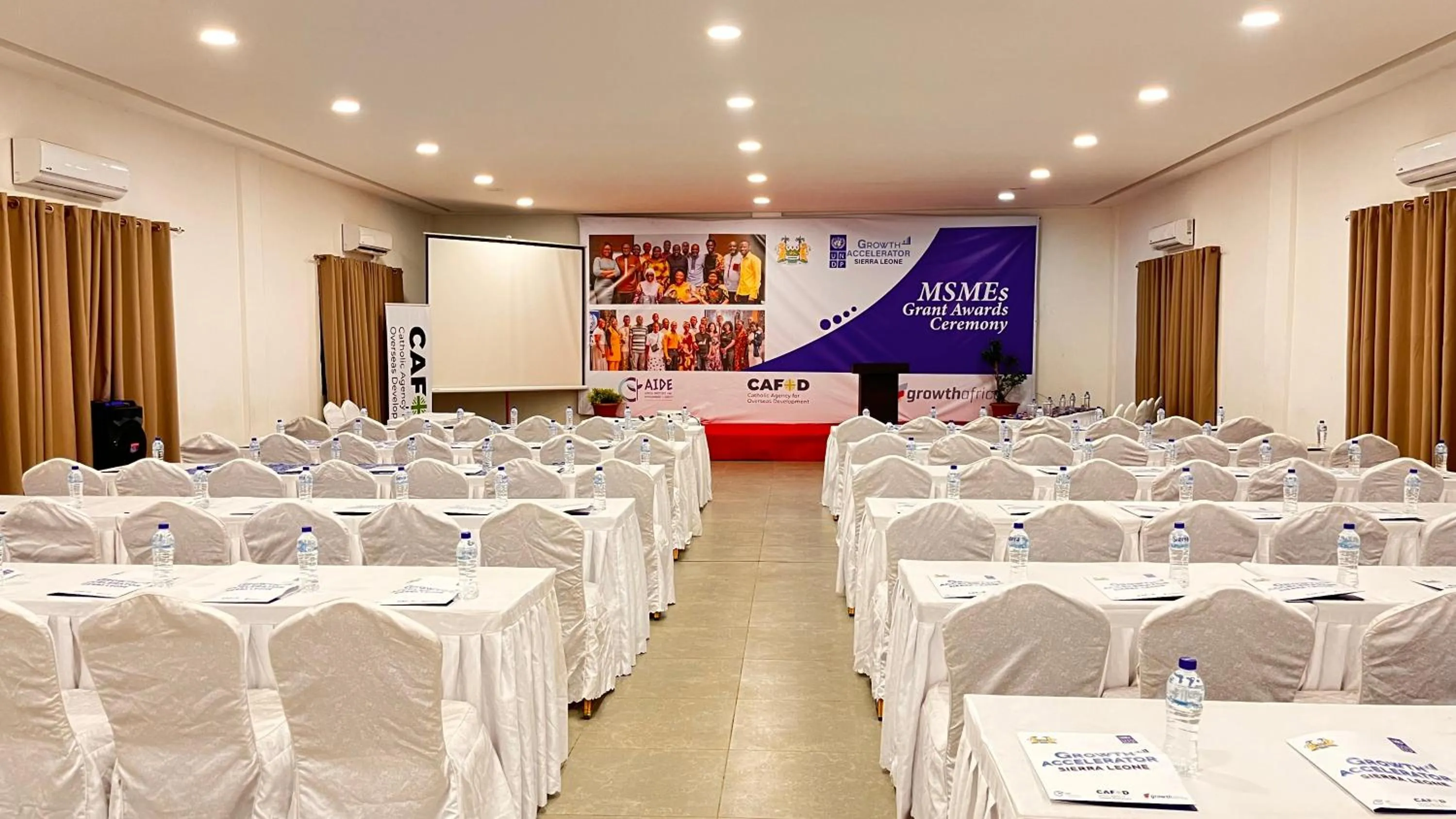 Meeting/conference room in Sierra Palms Resort