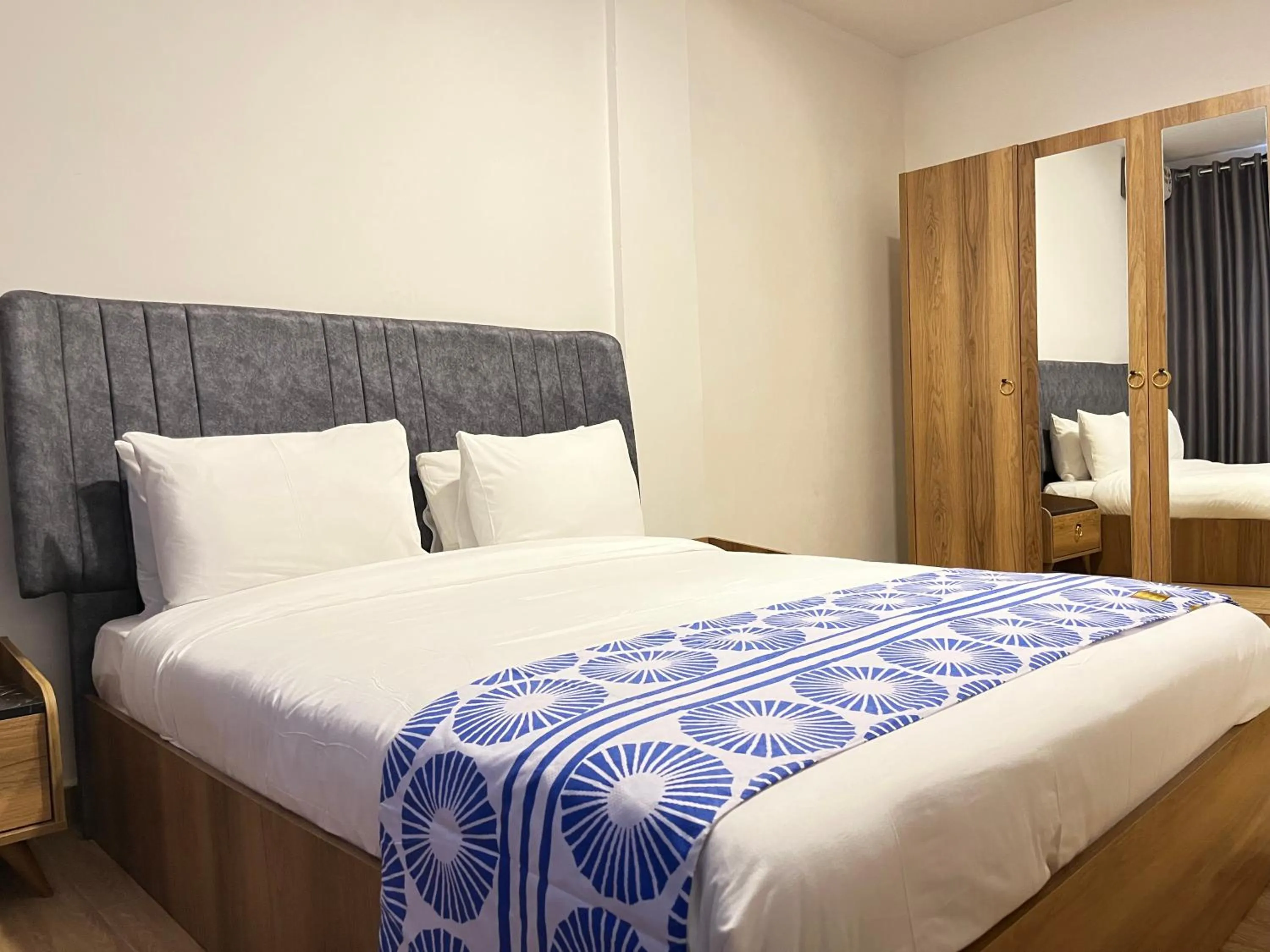 Bed in Sierra Palms Resort