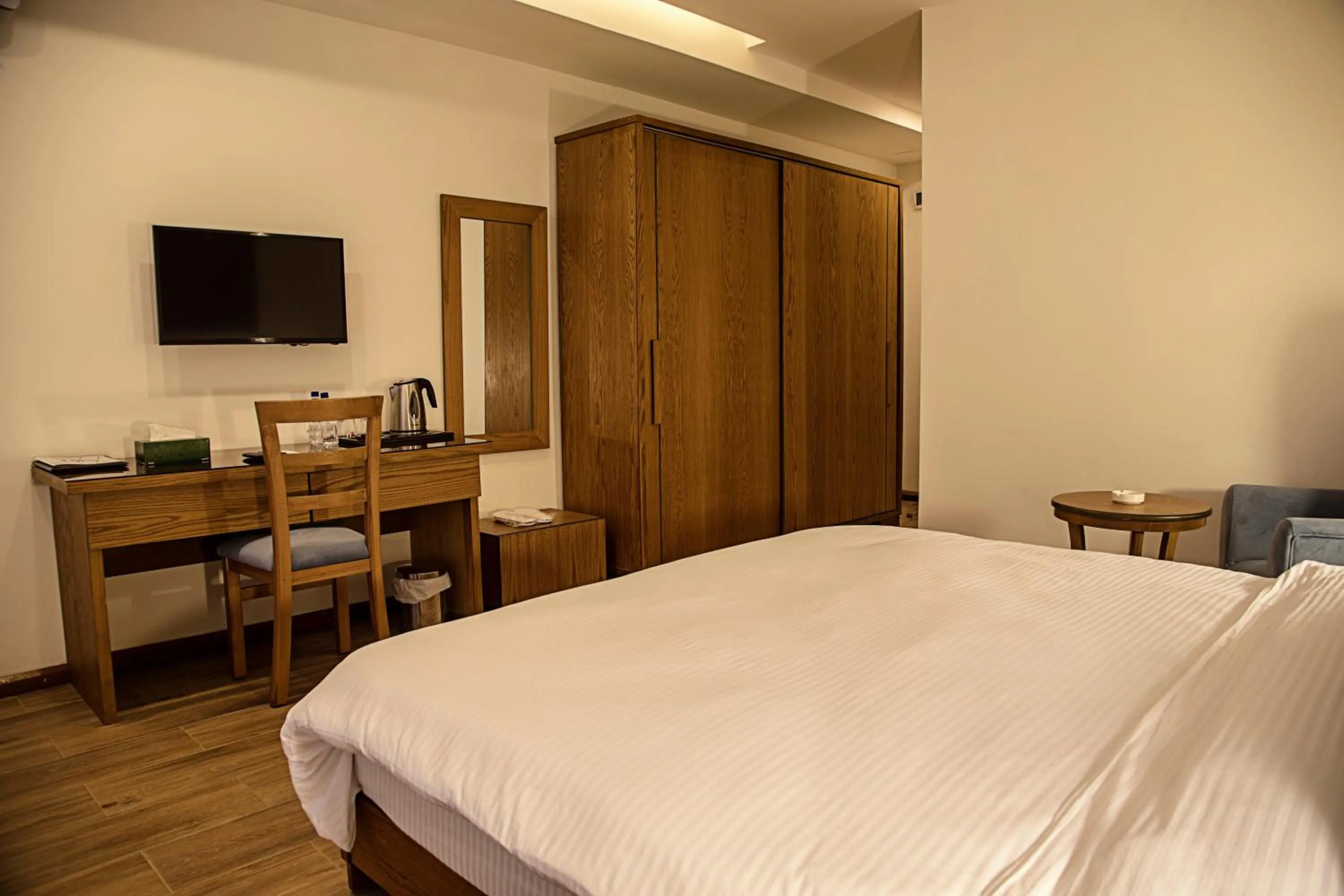 Bed in Sierra Palms Resort