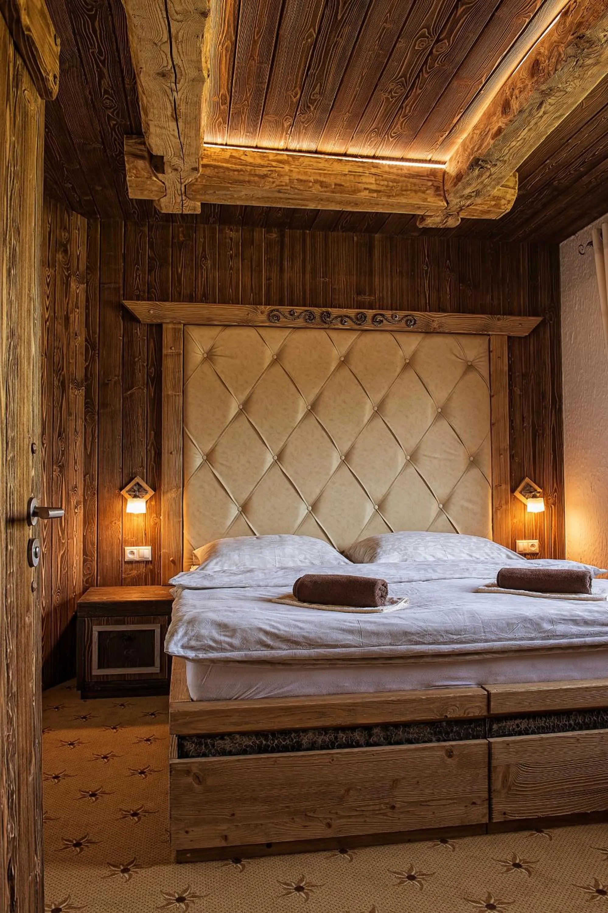 Photo of the whole room, Bed in Grand Hotel**** Bachledka Strachan