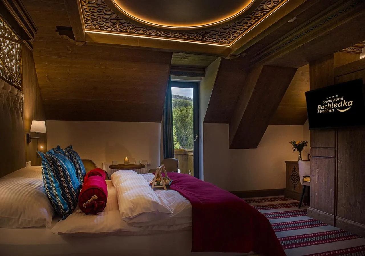 Balcony/Terrace, Bed in Grand Hotel**** Bachledka Strachan