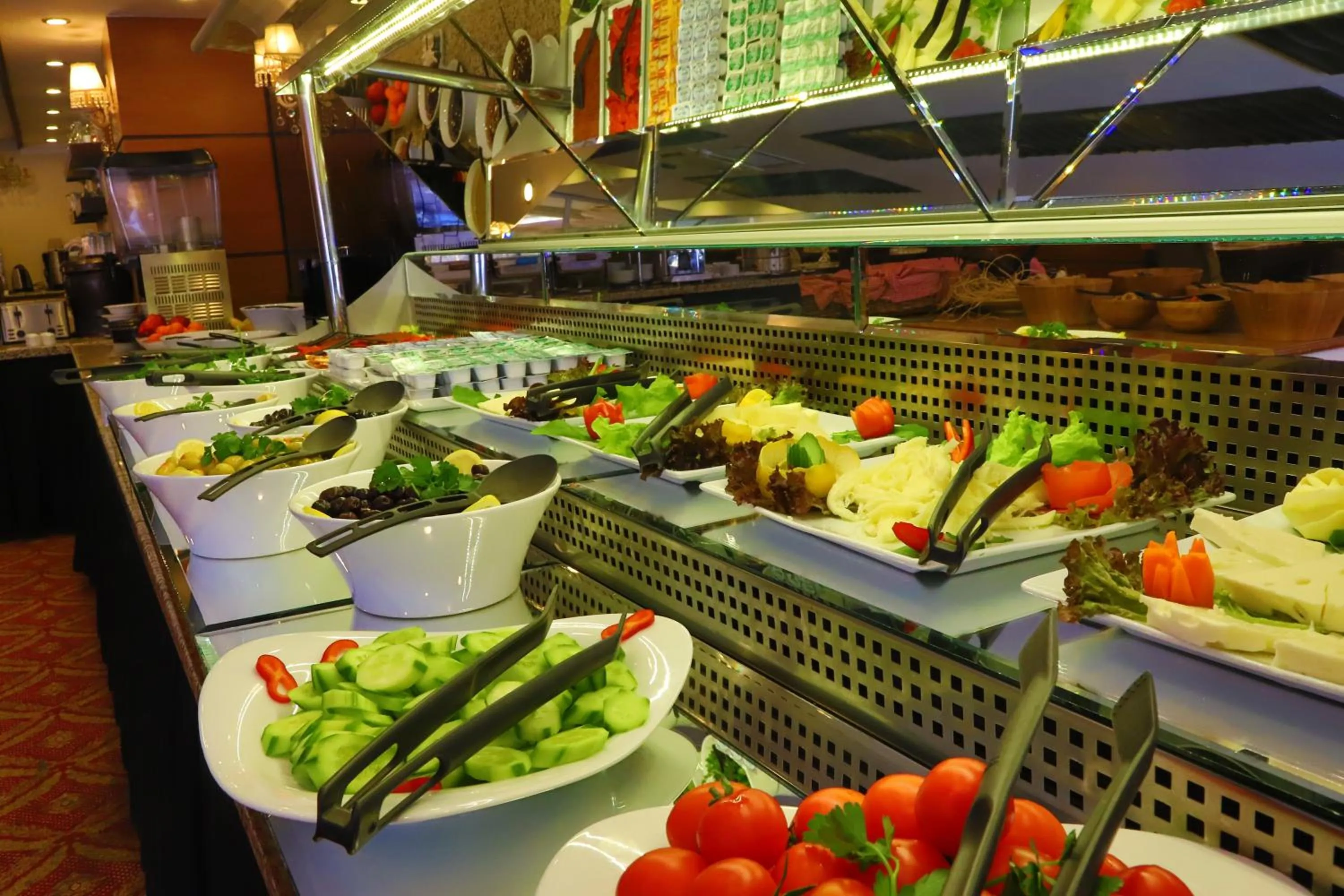 Buffet breakfast in Arya Hotel Sakarya