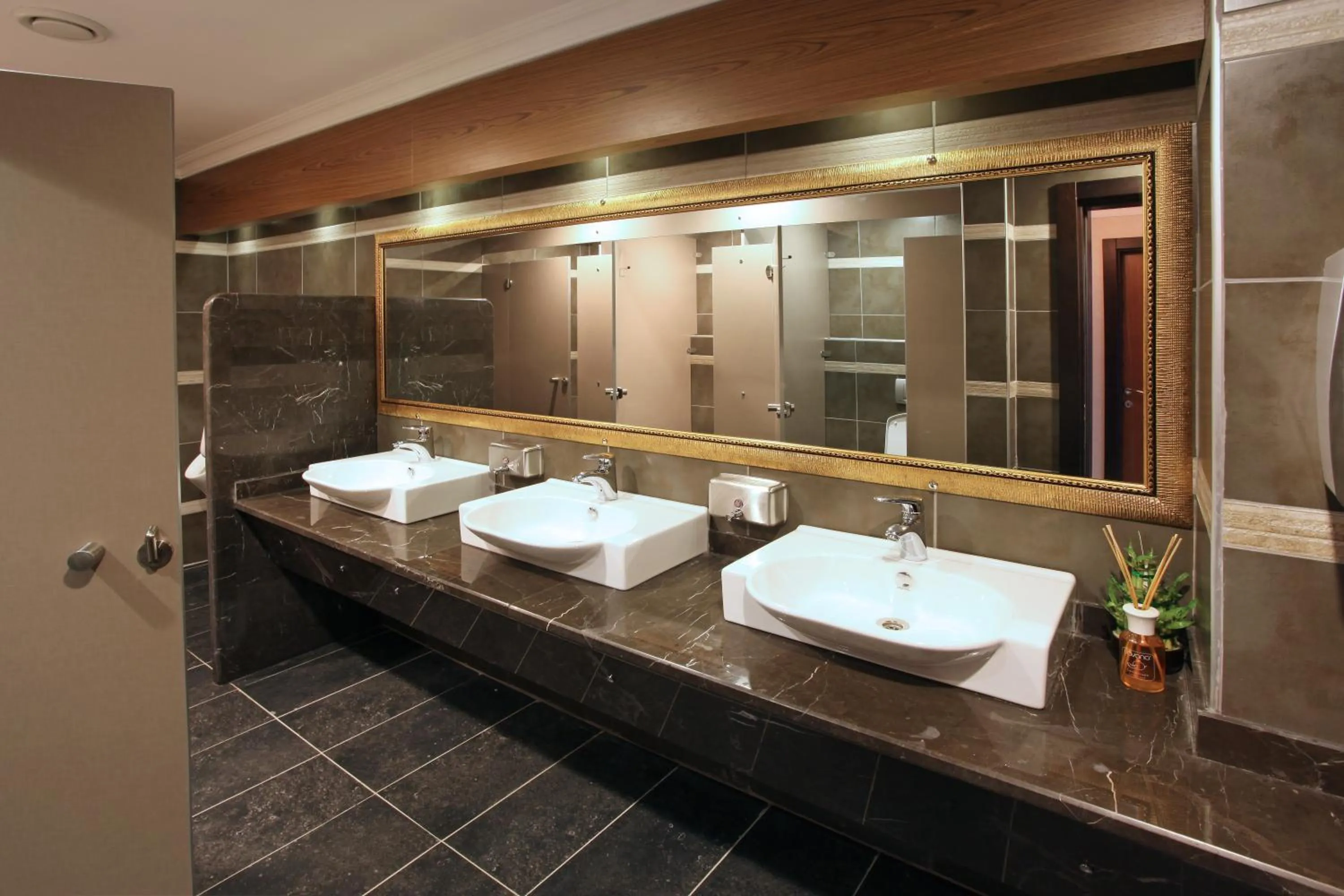 Lobby or reception in Arya Hotel Sakarya