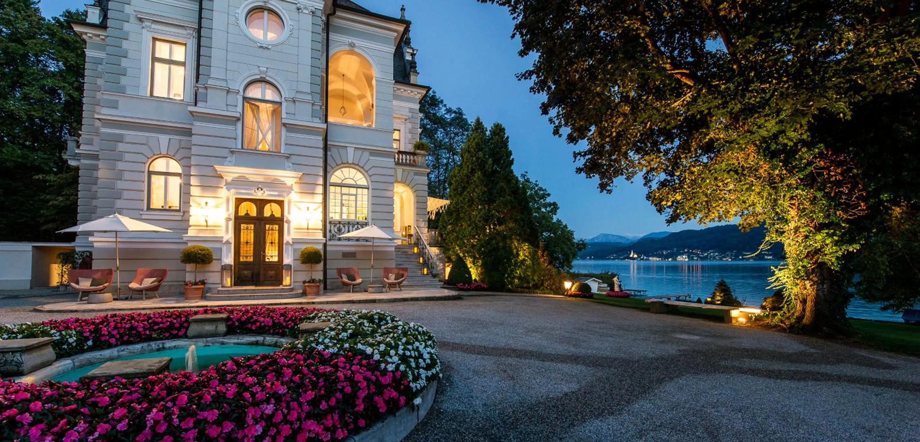 Night in Dermuth Hotels – Parkvilla Wörth