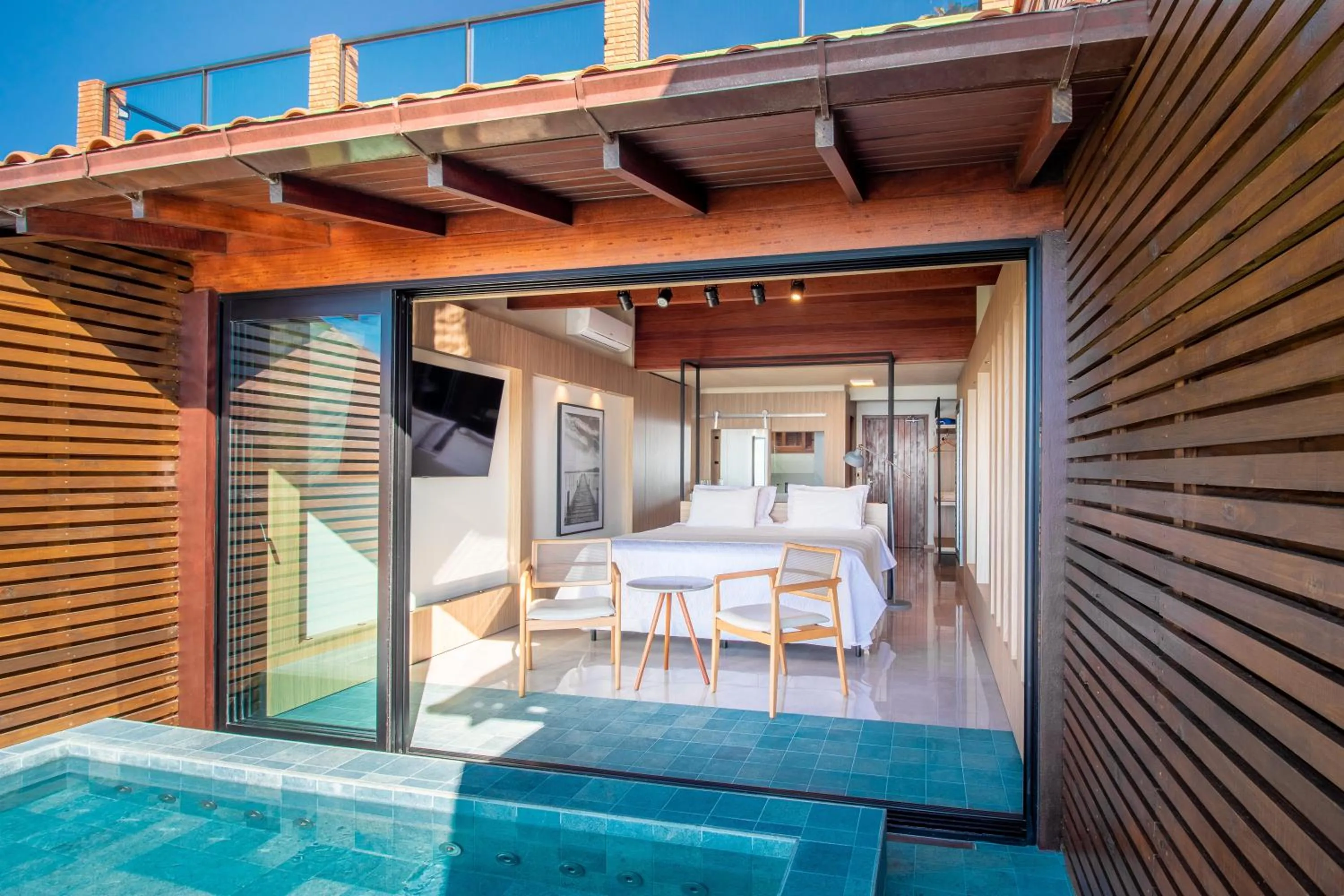 Pool view in Pousada Rêmora