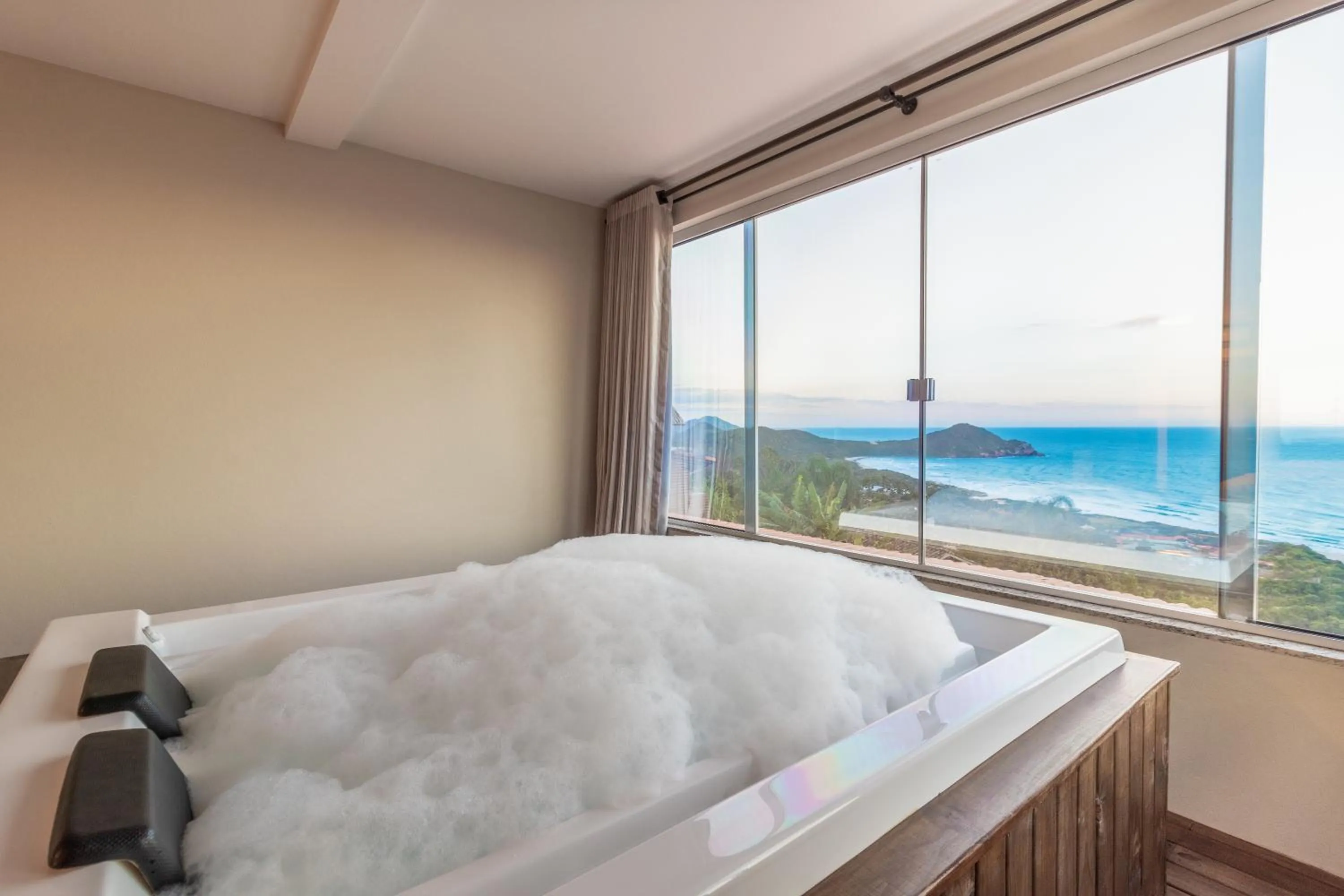 Hot Tub in Pousada Rêmora