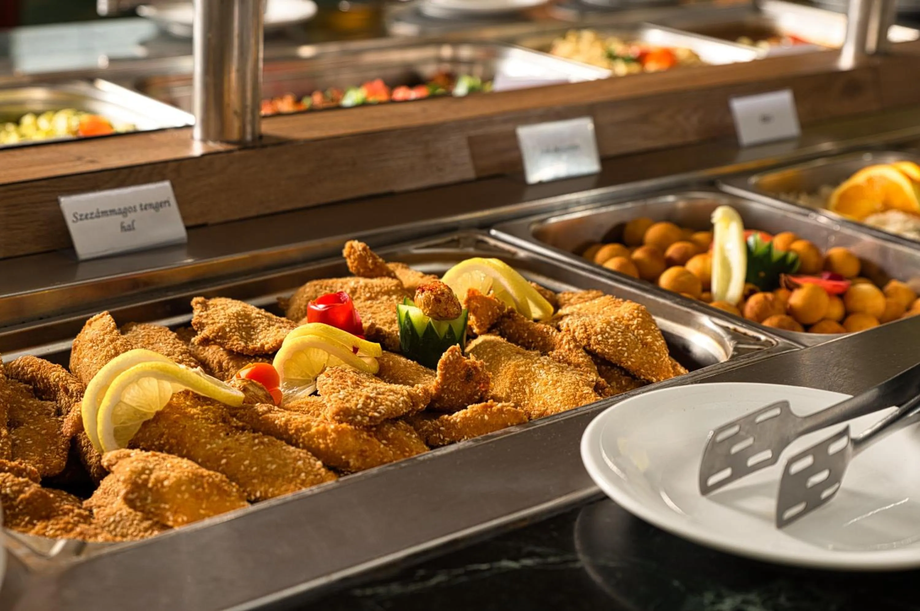 Restaurant/places to eat in Hotel Bellevue Esztergom