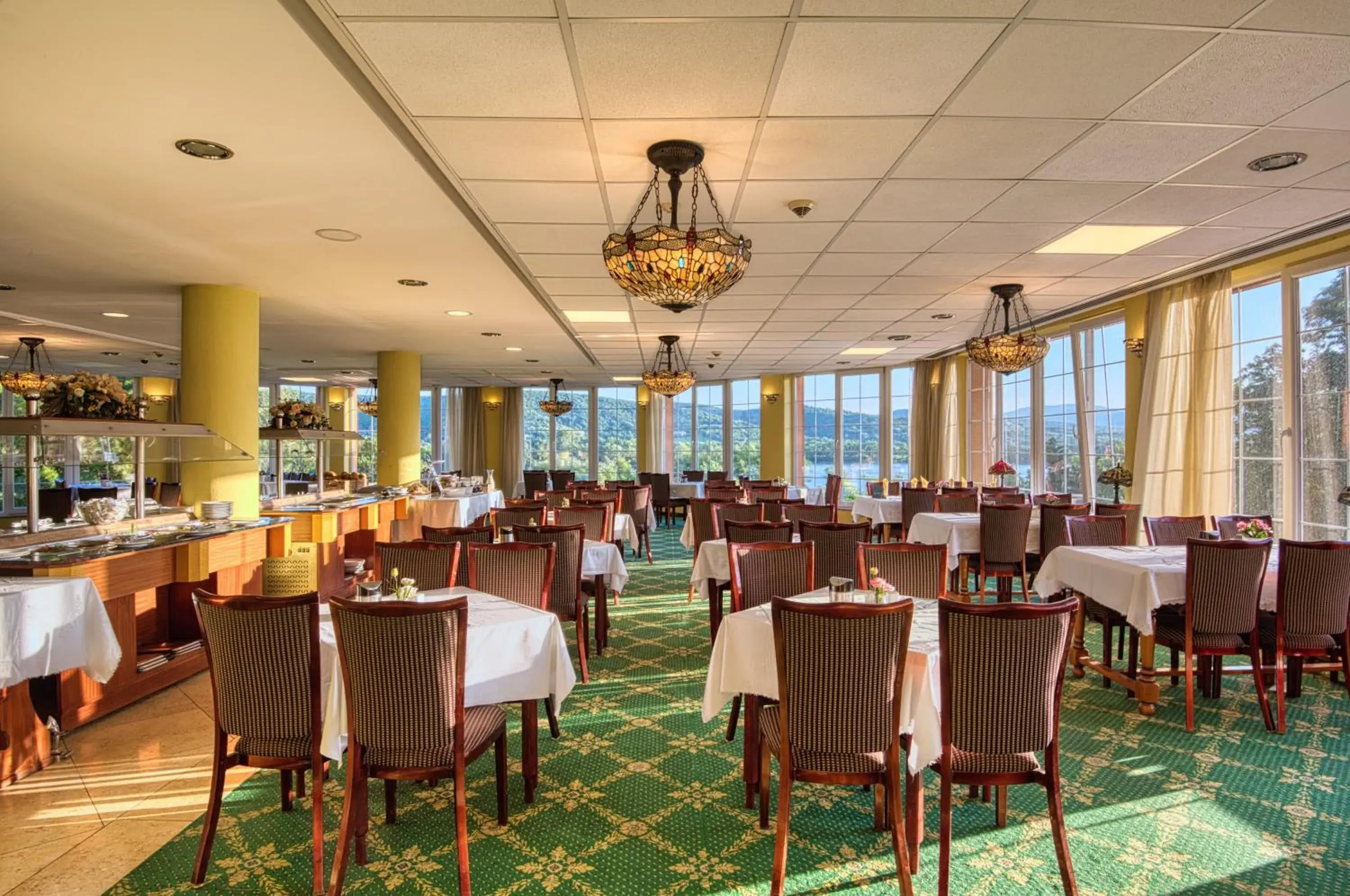 Restaurant/places to eat in Hotel Bellevue Esztergom Restaurant/places to eat in Hotel Bellevue Esztergom